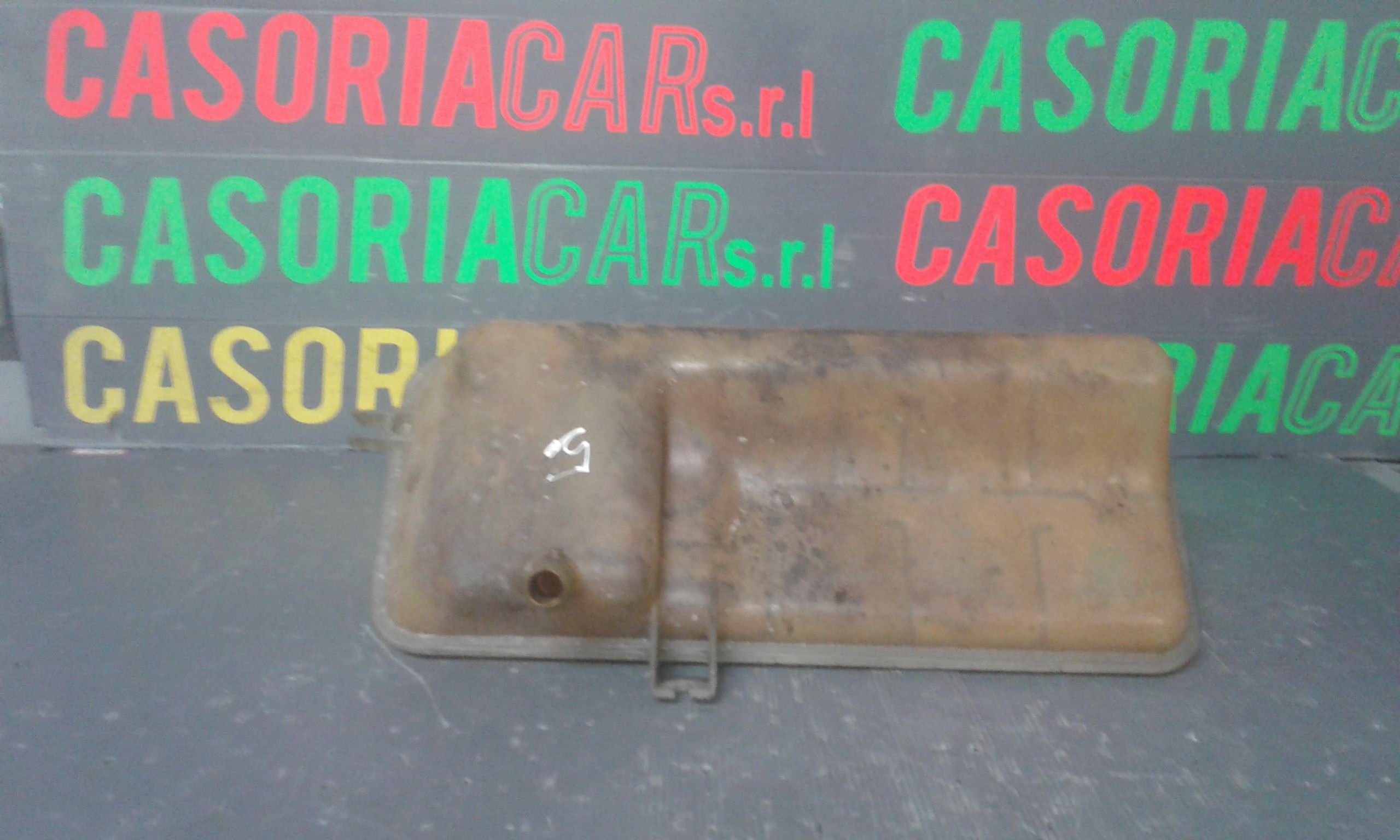 vaschetta compensazione radiatore - Immagine 1 di 3