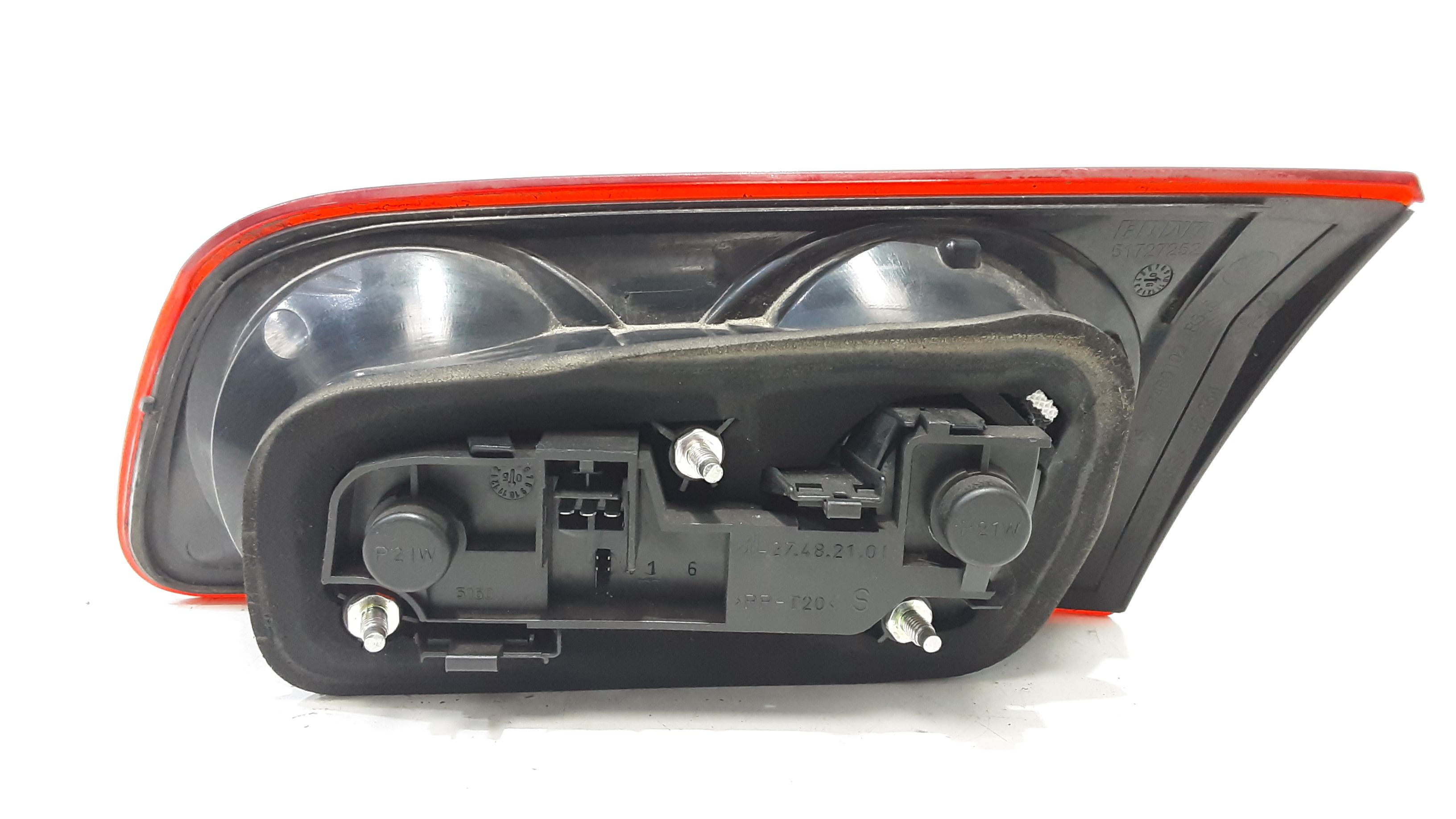 fanale stop supplementare sinistro - Immagine 1 di 5