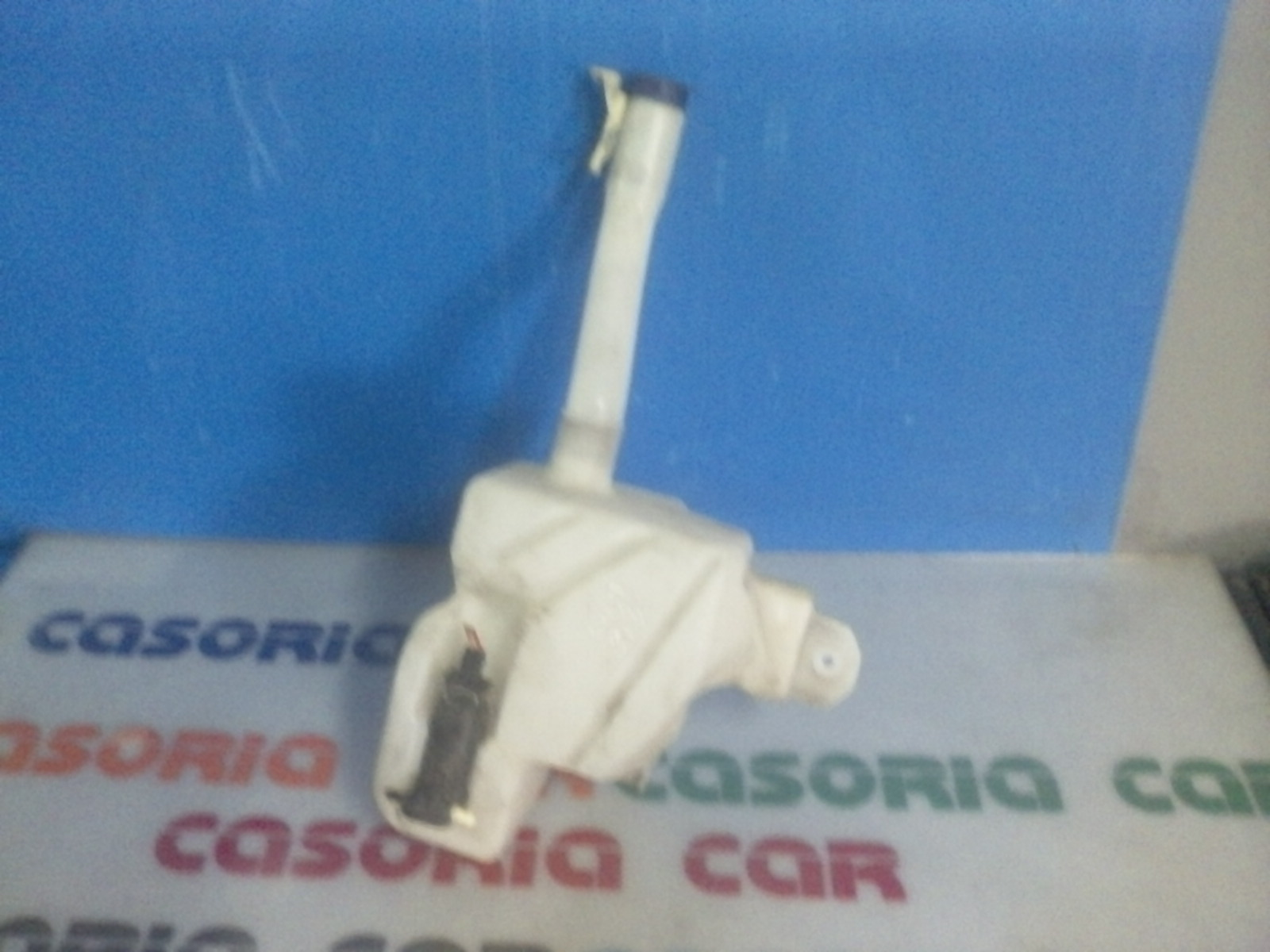 Serbatoio tergiparabrezza compl. - Immagine 1 di 1