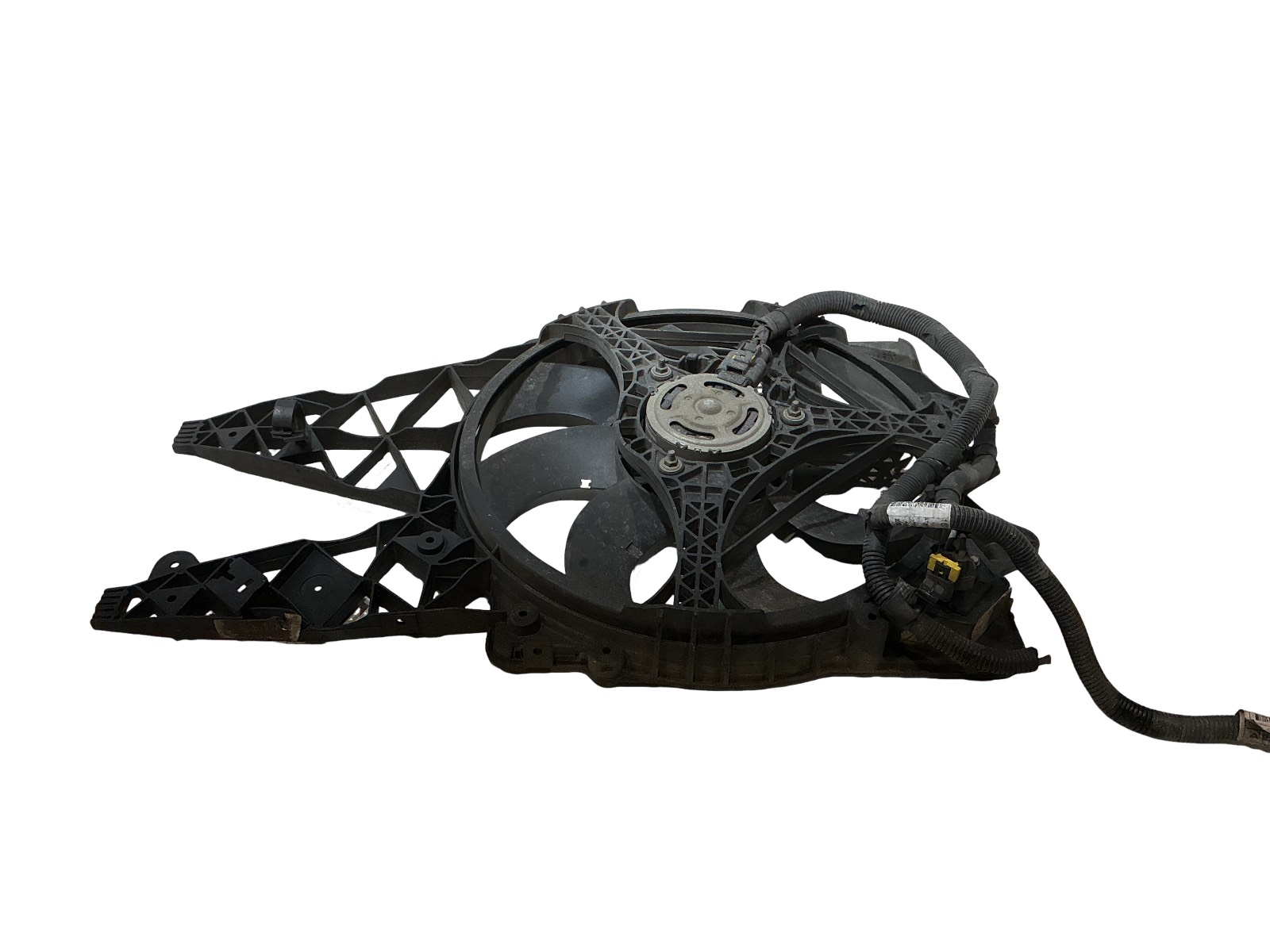 Elettroventola Con Supporto Alfa Romeo MiTo (X6) (06/08>06/11<) 871300600 Usato