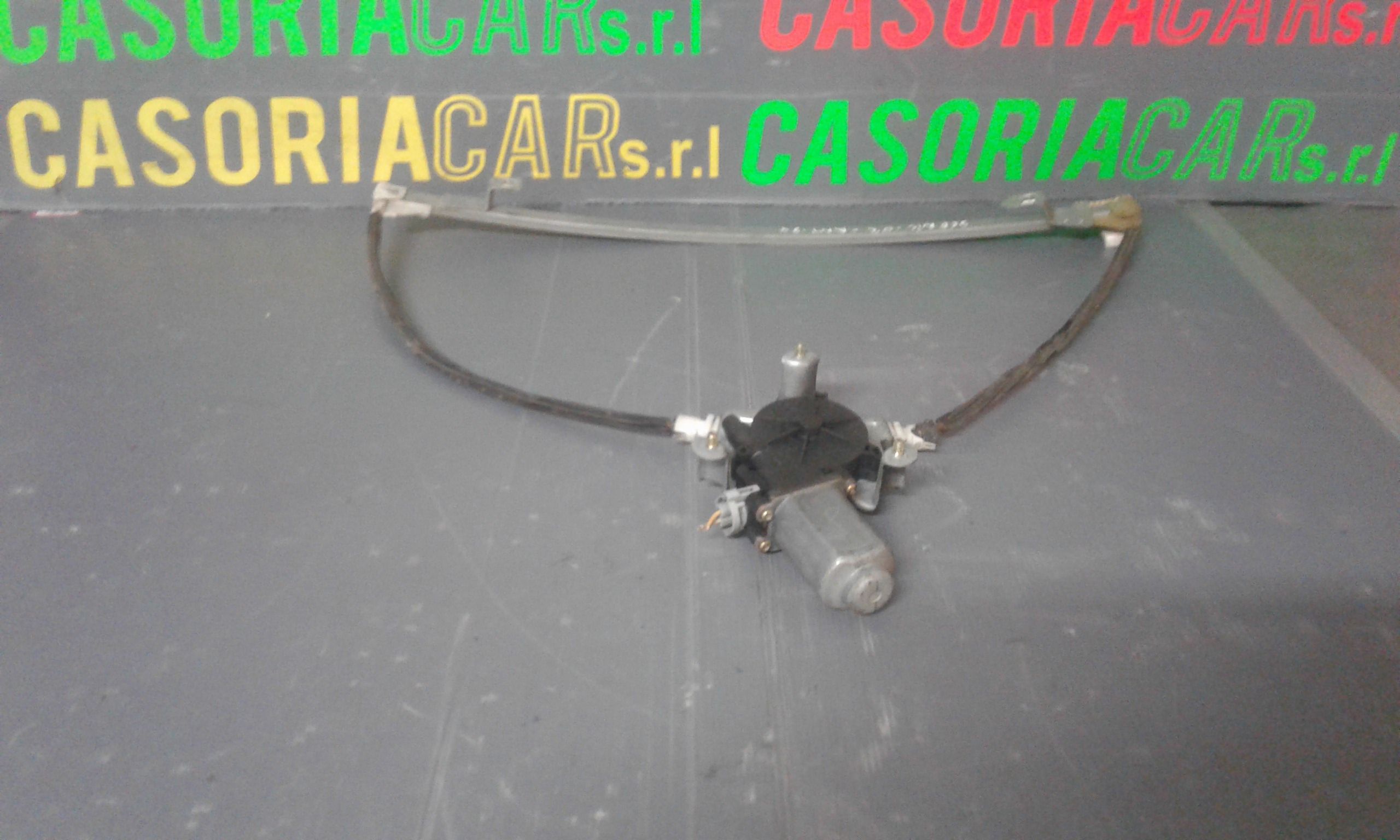 Alzacristallo porta ant. Sinistro - Immagine 1 di 3