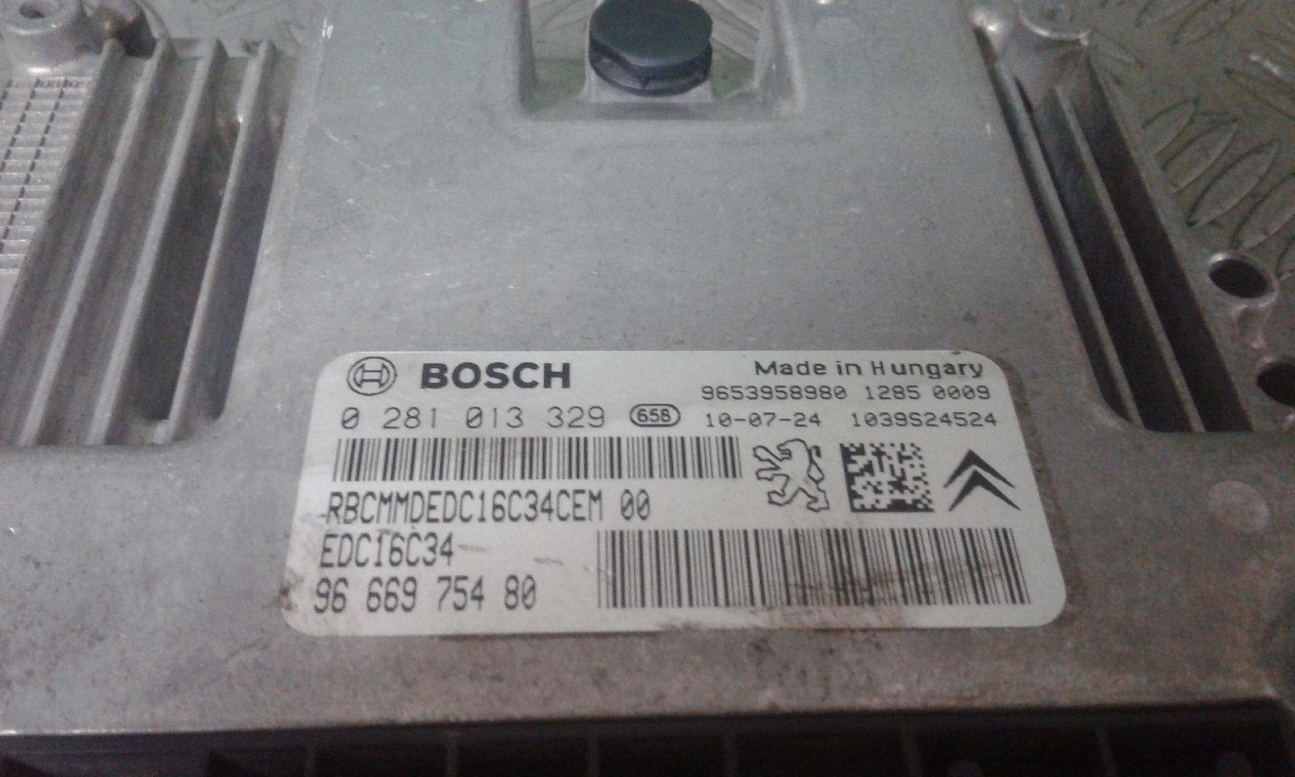 Centralina Iniezione (Bosch) 0 281 013 329 Usato