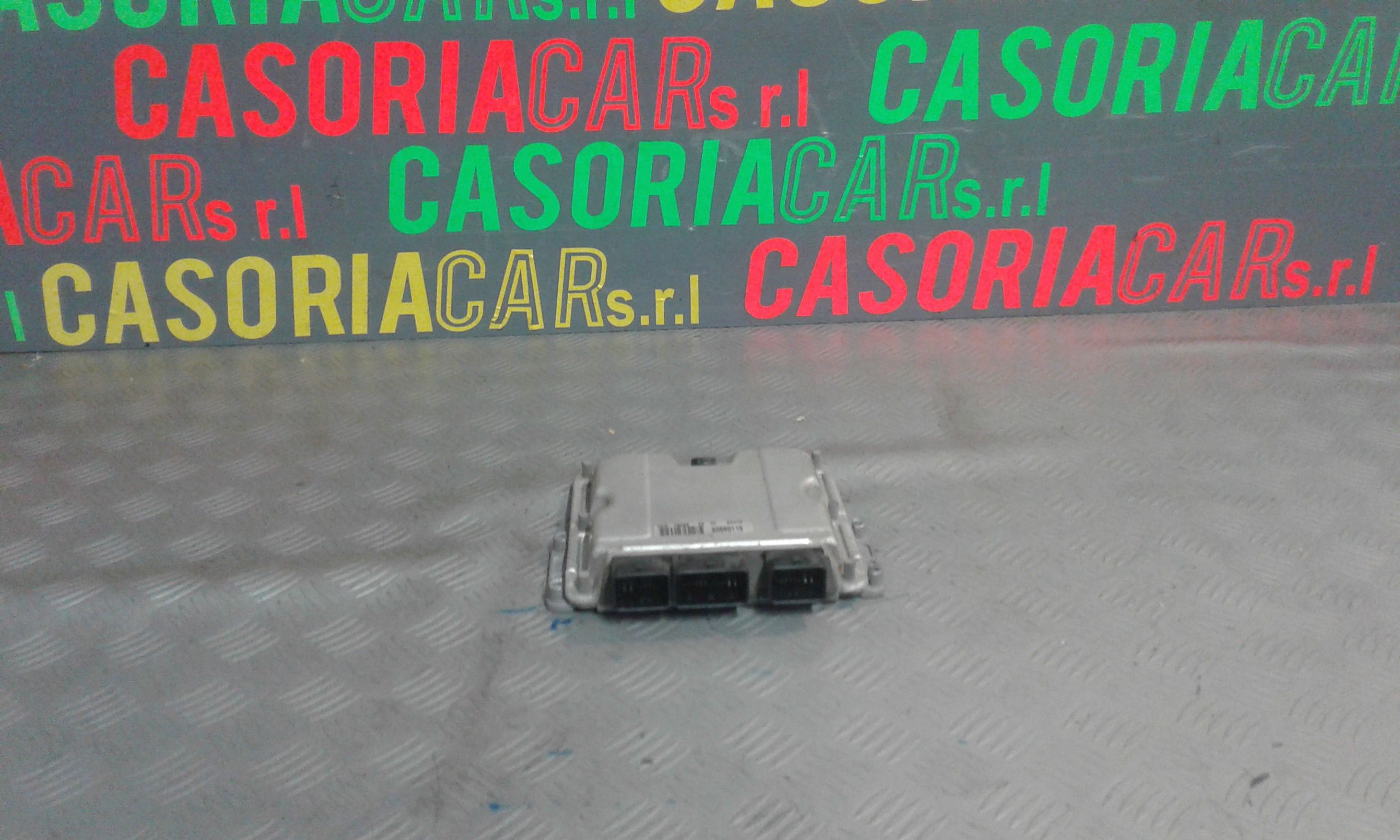 Centralina Iniezione (Bosch) 194061 0 281 011 248 Usato