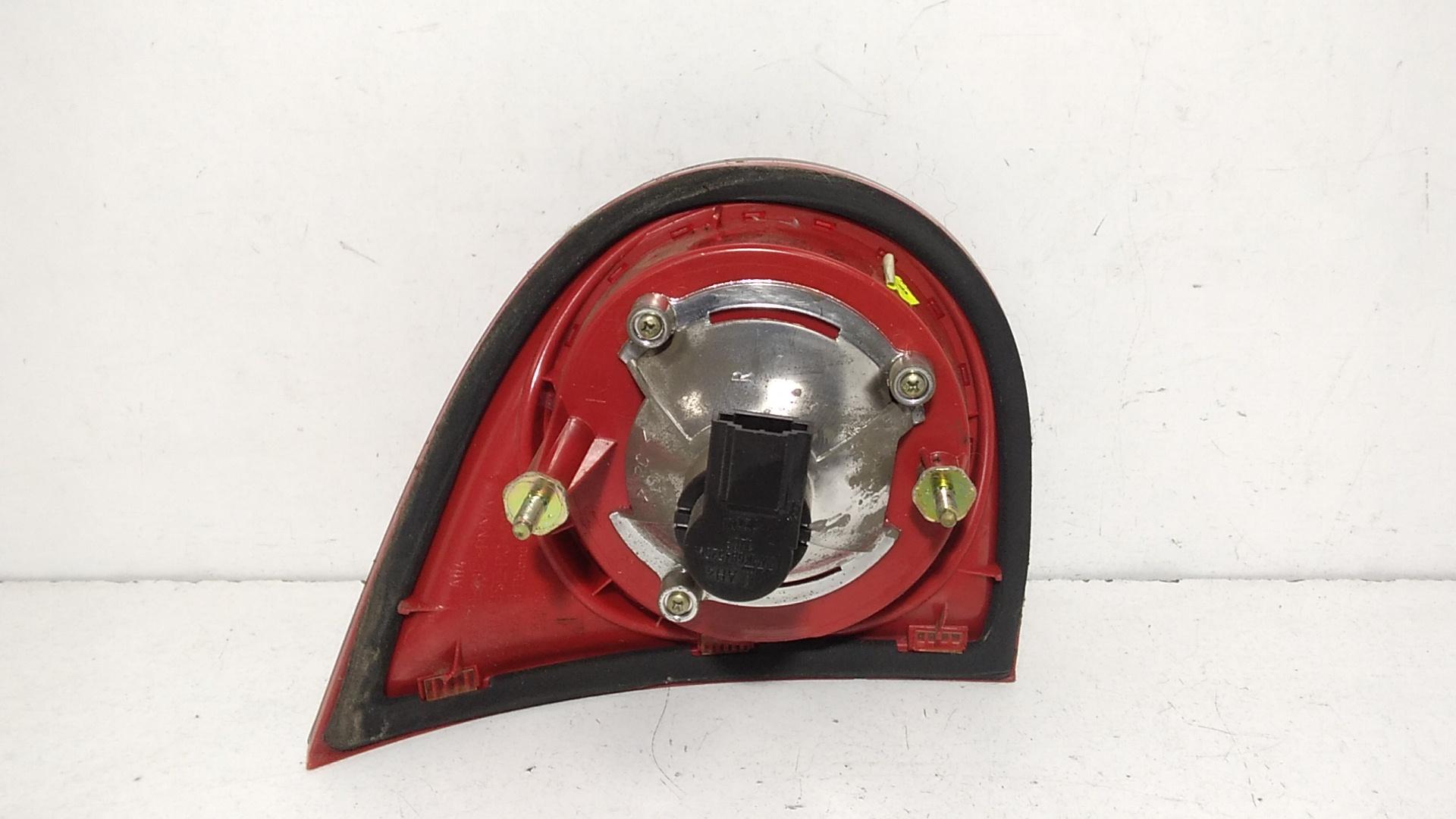 fanale stop supplementare destro - Immagine 1 di 5