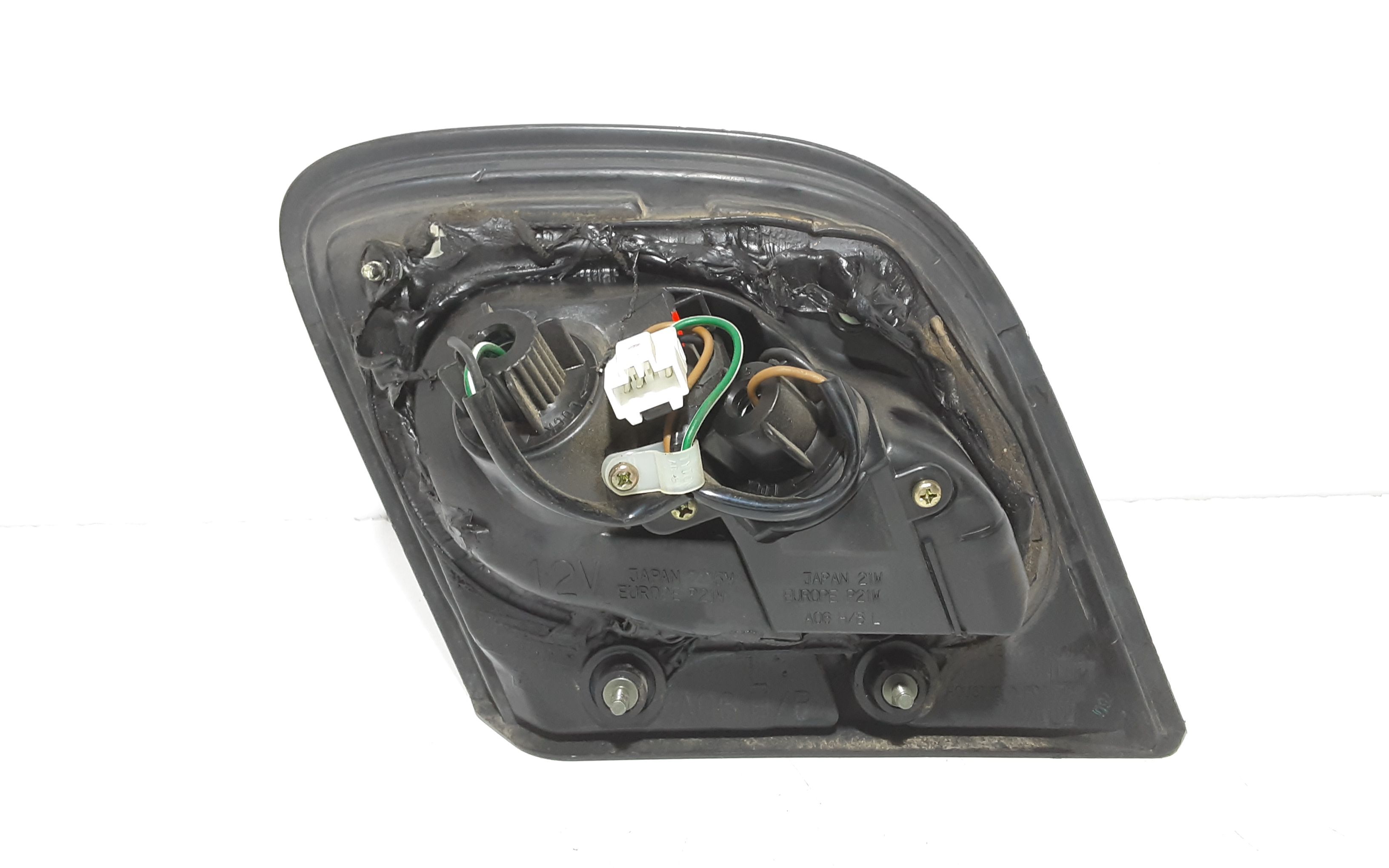 fanale stop supplementare sinistro - Immagine 1 di 6