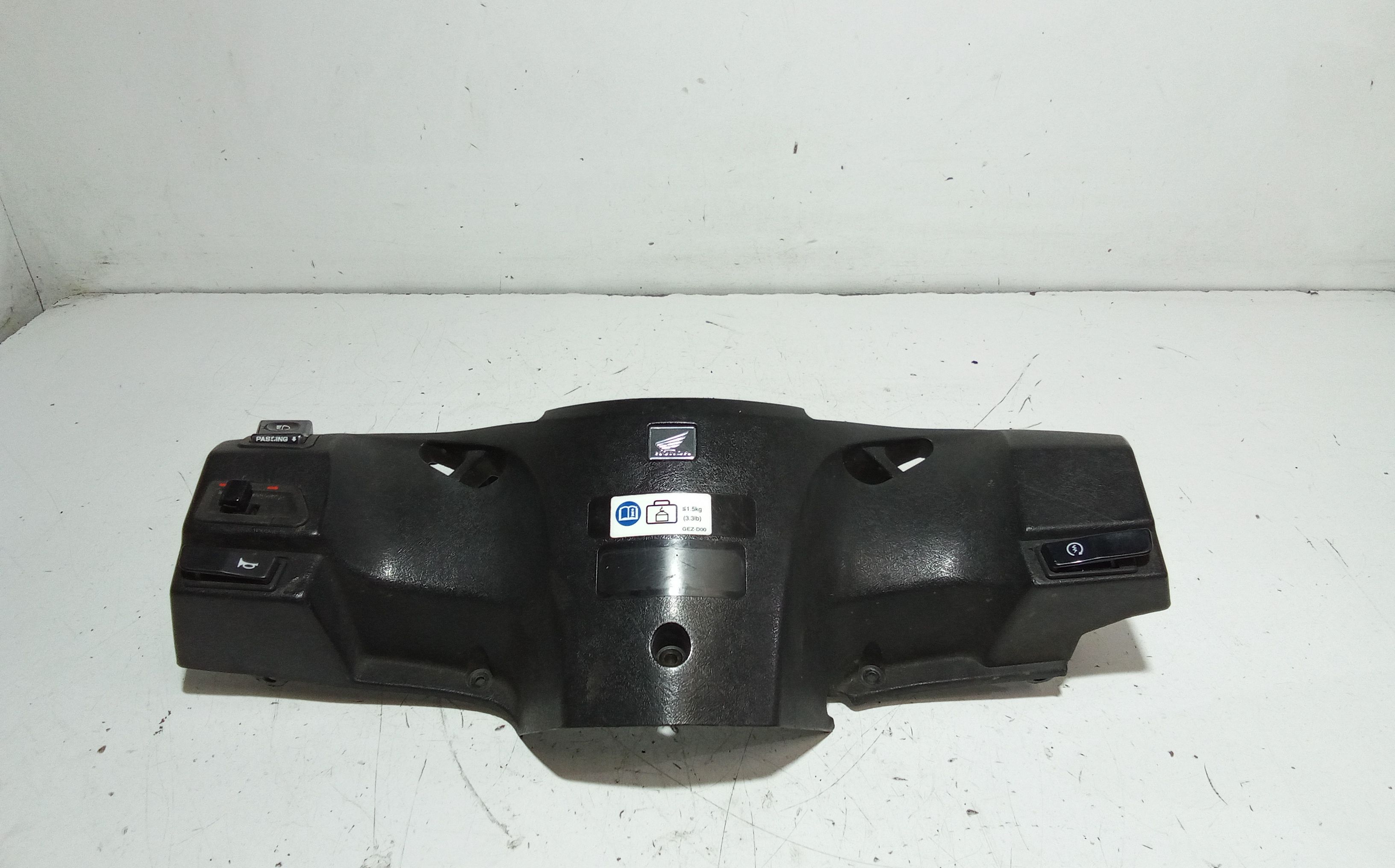 Cornice portastrumenti - Immagine 1 di 4