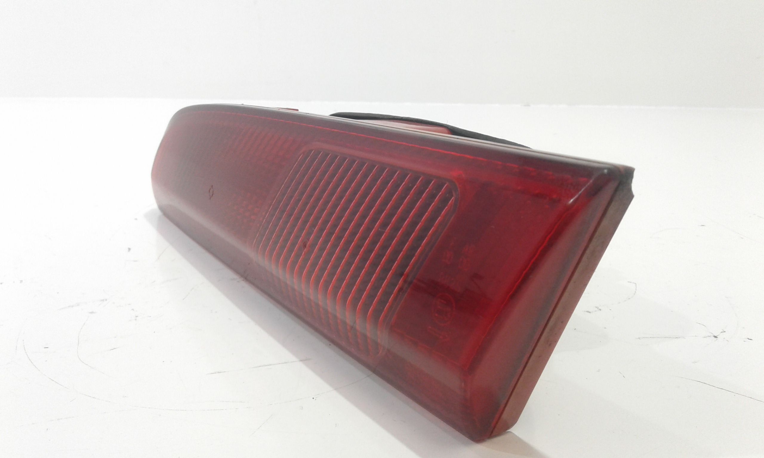 fanale stop supplementare destro - Immagine 1 di 7
