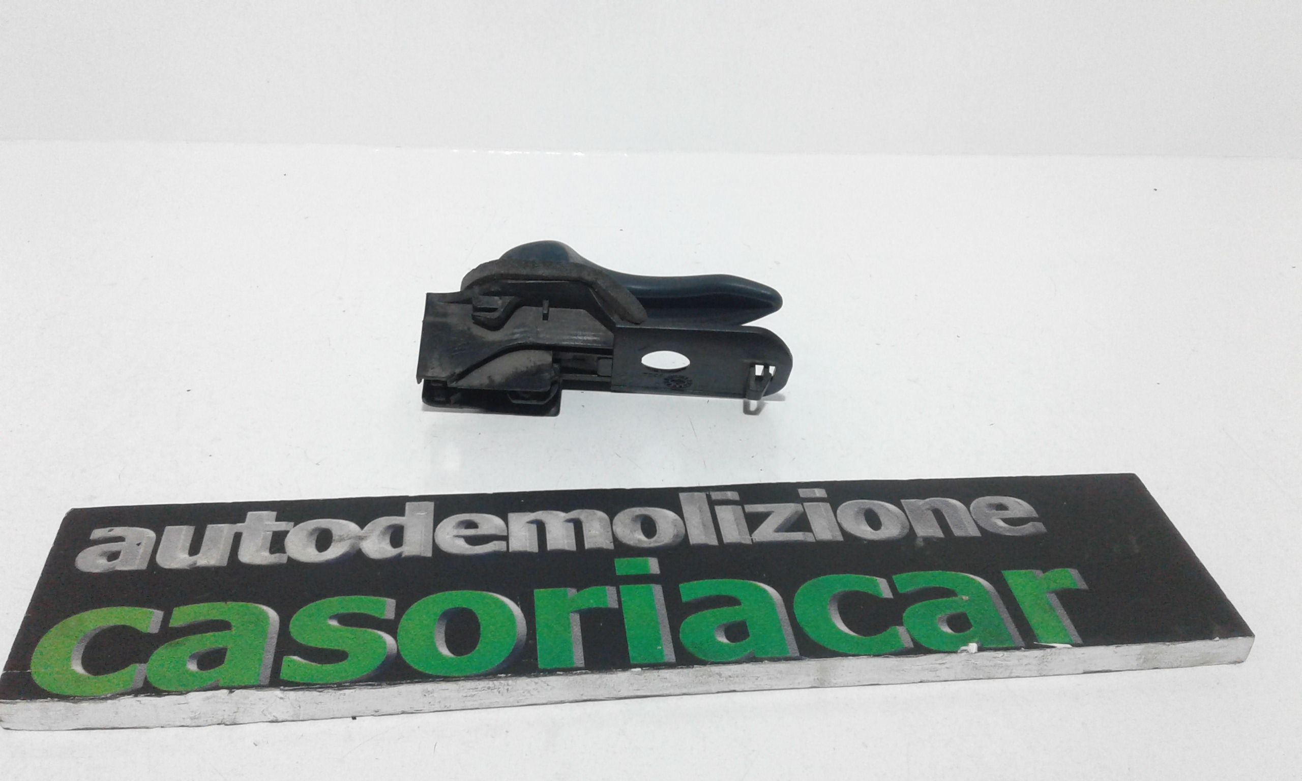 Maniglia int. apertura porta ant. Destro - Immagine 1 di 3