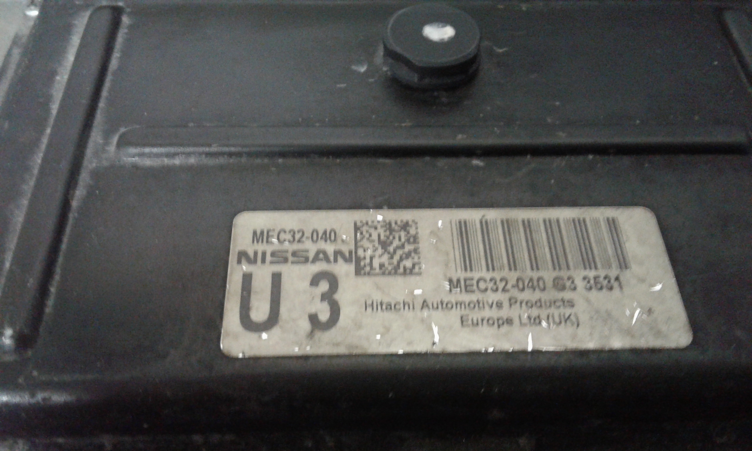 Centralina Iniezione (Hitachi Nissan) 23710AX32D Usato