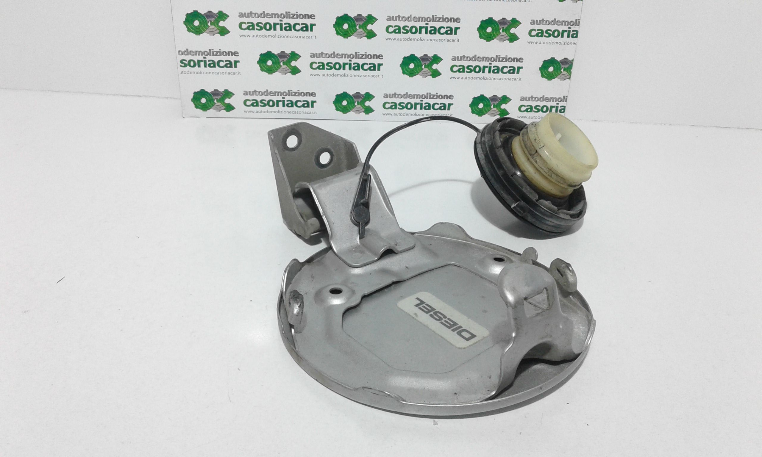 Sportello carburante - Immagine 1 di 3