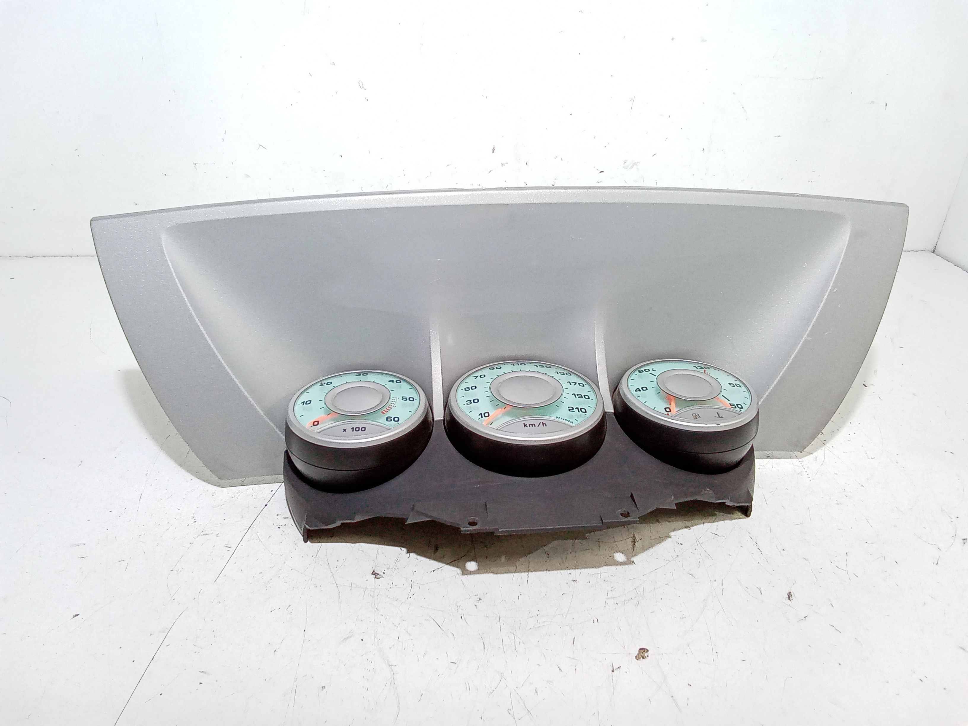 Quadro Portastrumenti 1496276080 Usato