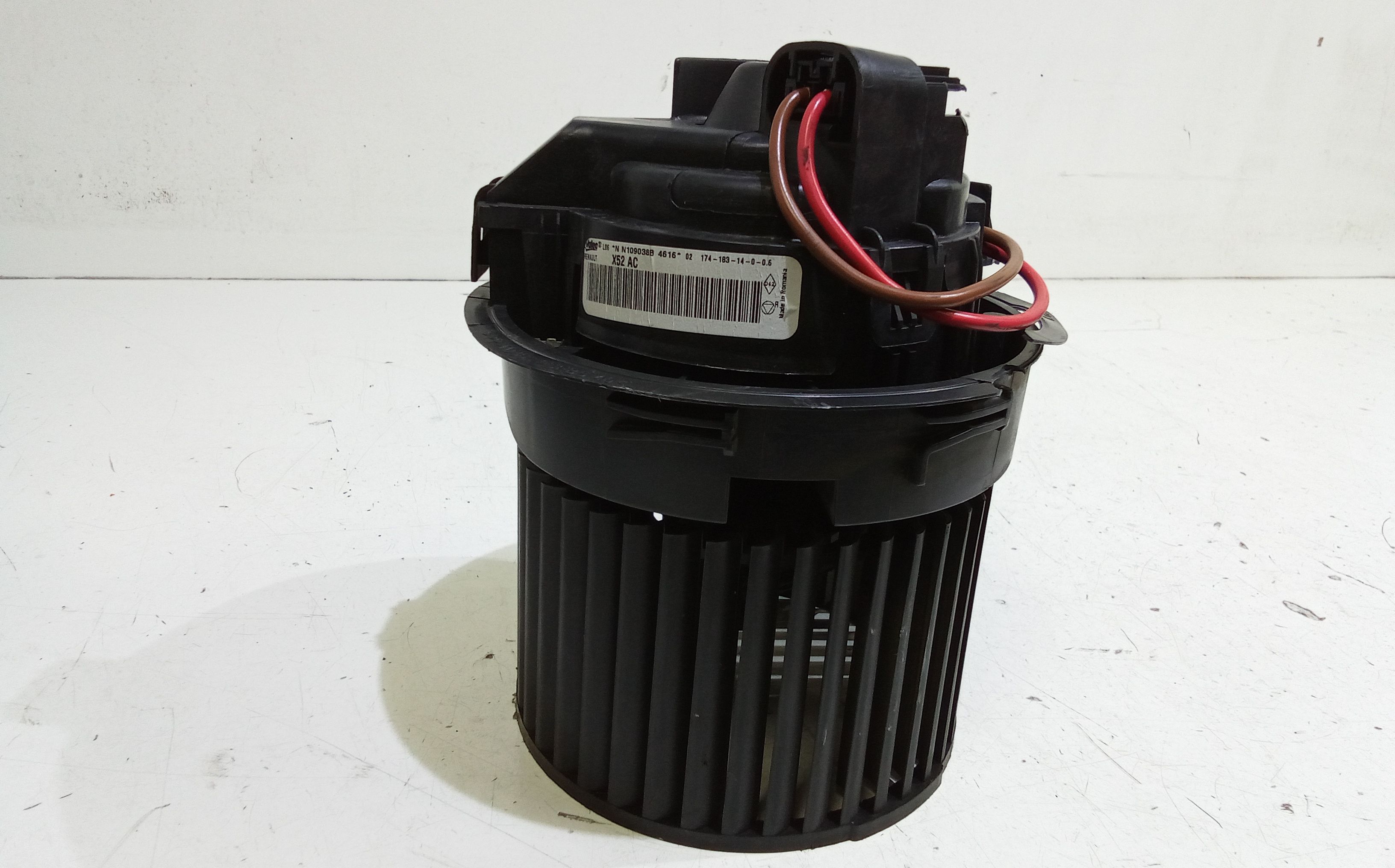 Motorino Ventilazione Abitacolo Dacia DUSTER (03/10>12/13<) 6001547487 N109038B Usato