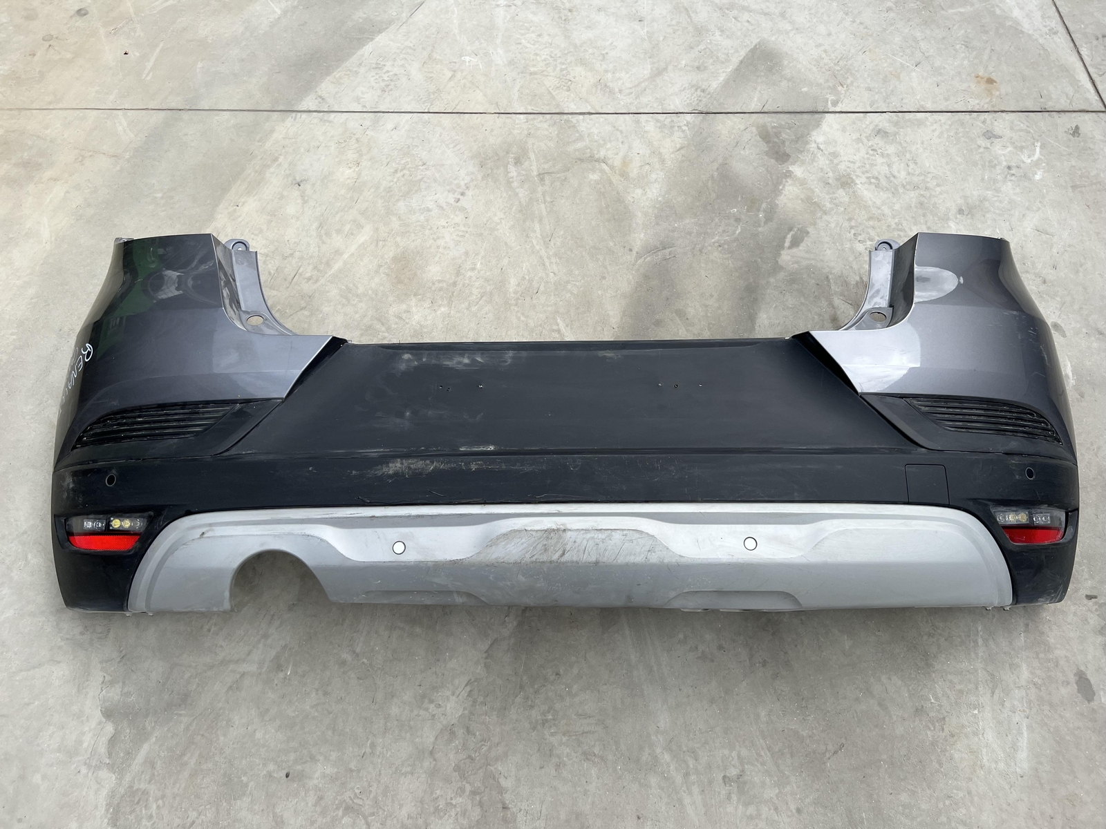 Paraurti Post. Compl. 850b24059R Usato