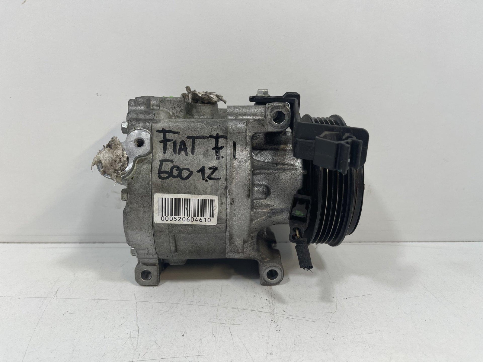 Compressore a/c - Immagine 1 di 3