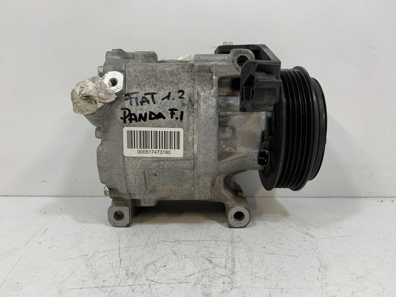 Compressore a/c - Immagine 1 di 4