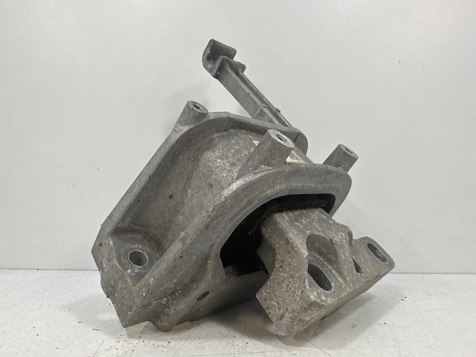 Supporto Motore 5Q0199262DE Usato