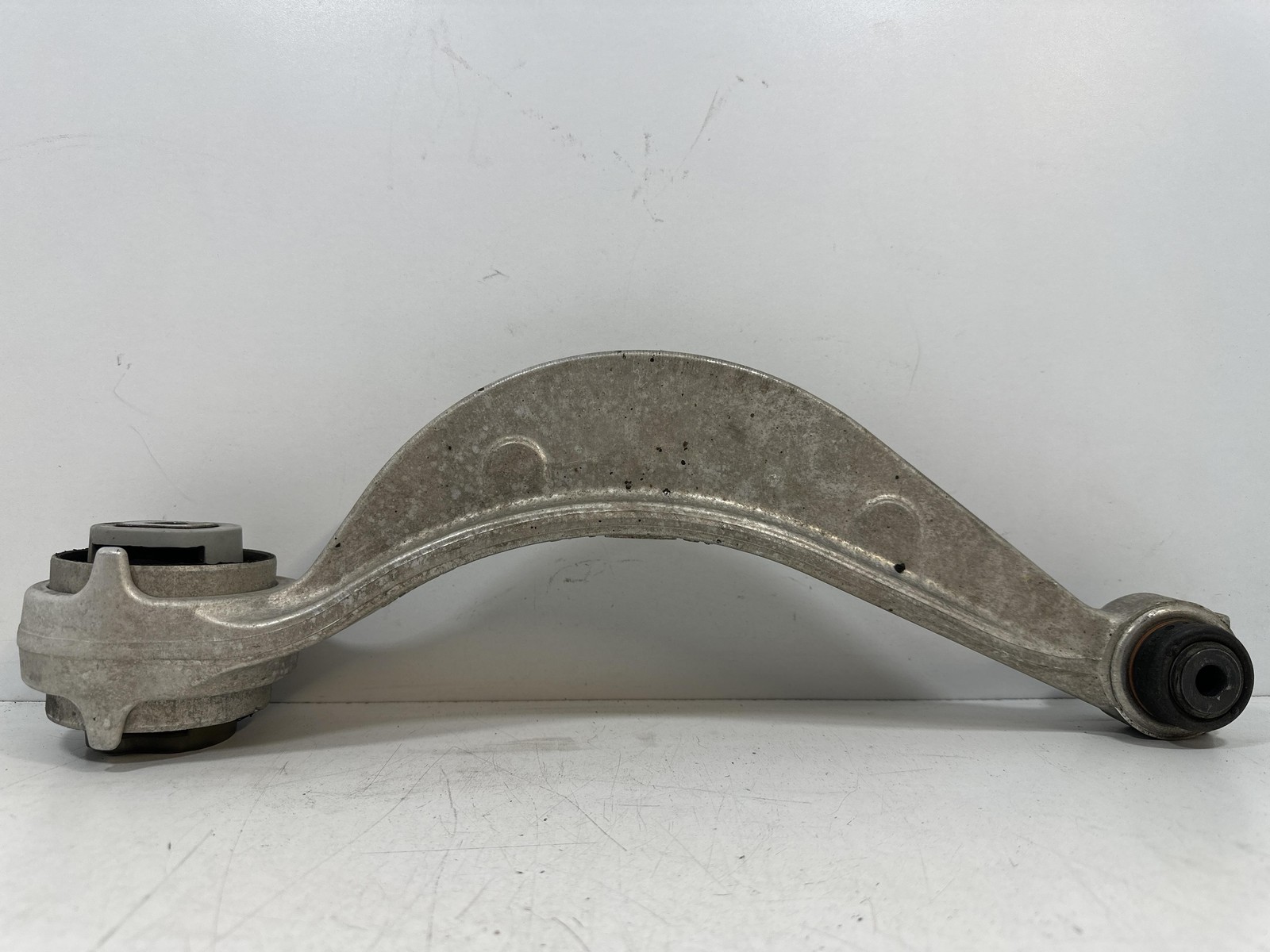 Braccio Oscillante Sosp. Ant. Sinistro HK833C256AE Usato