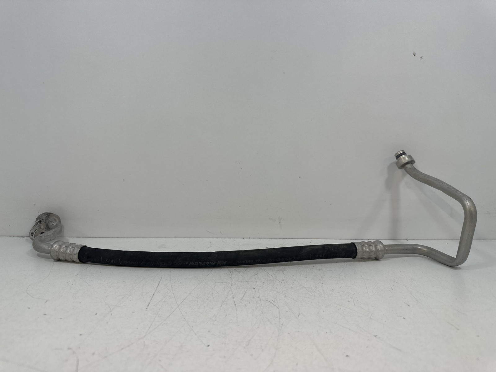 Tubo Condensatore Evaporatore A/c 5Q0816721 Usato