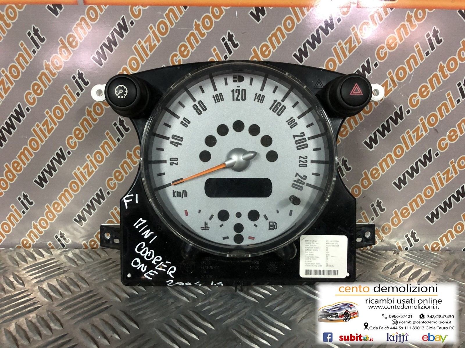 Quadro strumenti compl. - Immagine 1 di 2
