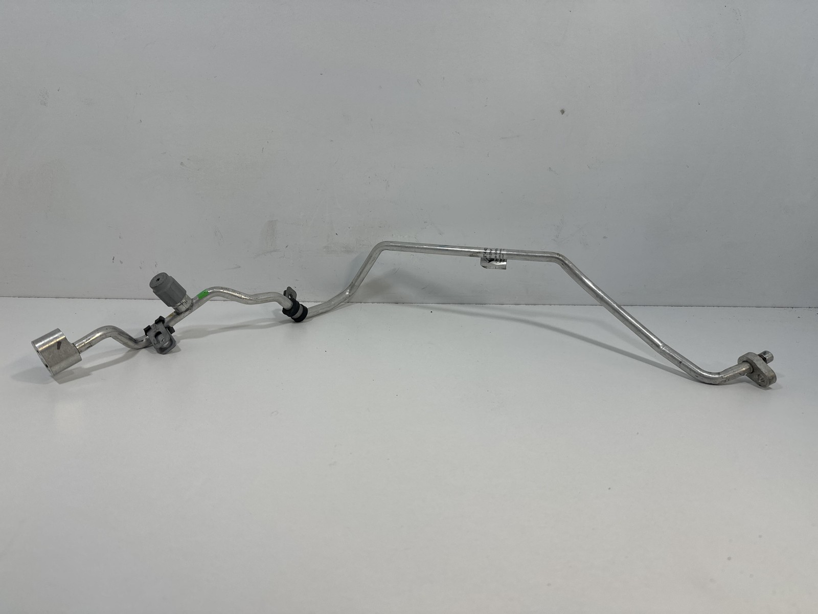 Tubo Condensatore Evaporatore A/c 924401311r 924401311r Usato