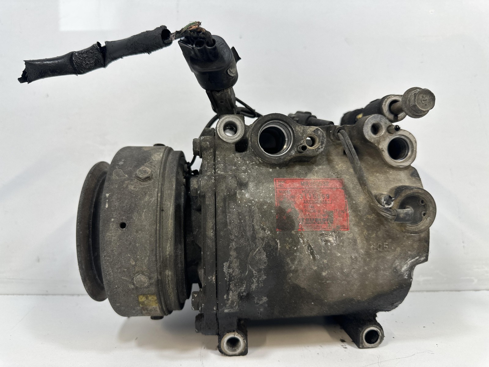 Compressore a/c - Immagine 1 di 3