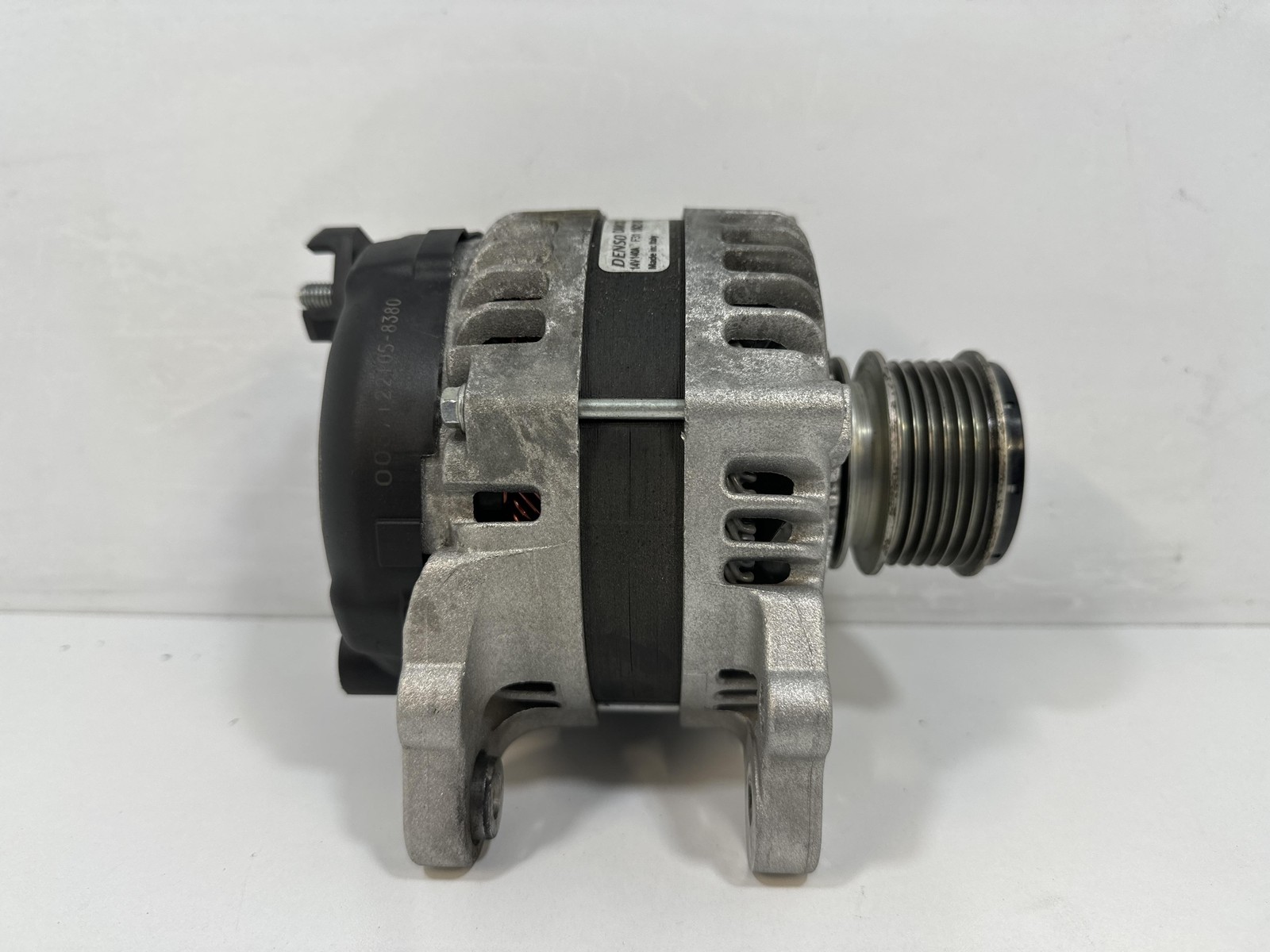 Alternatore (Denso) 1042118380 Usato