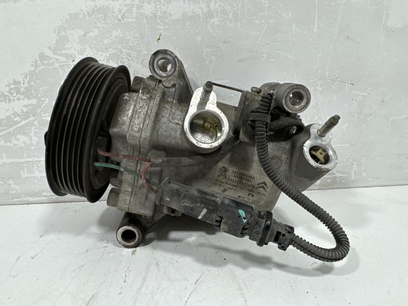 Compressore a/c - Immagine 1 di 3