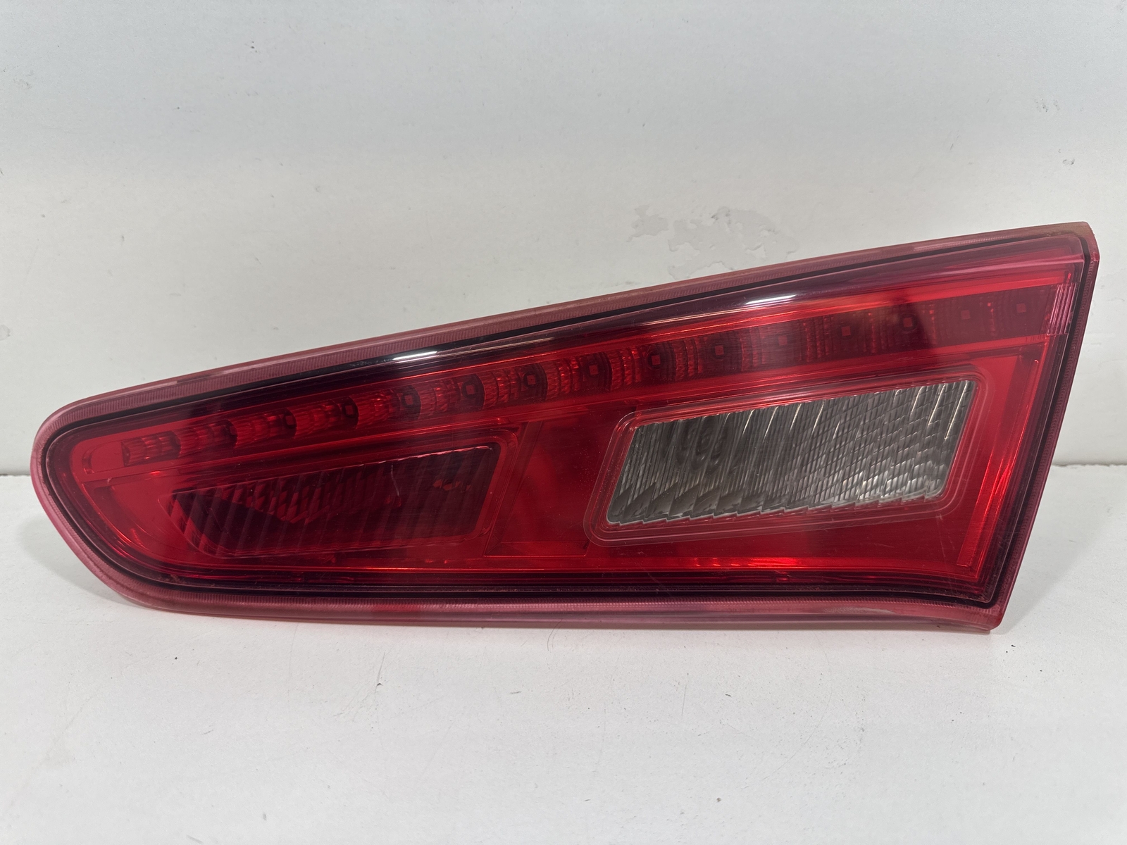 fanale stop supplementare destro - Immagine 1 di 2