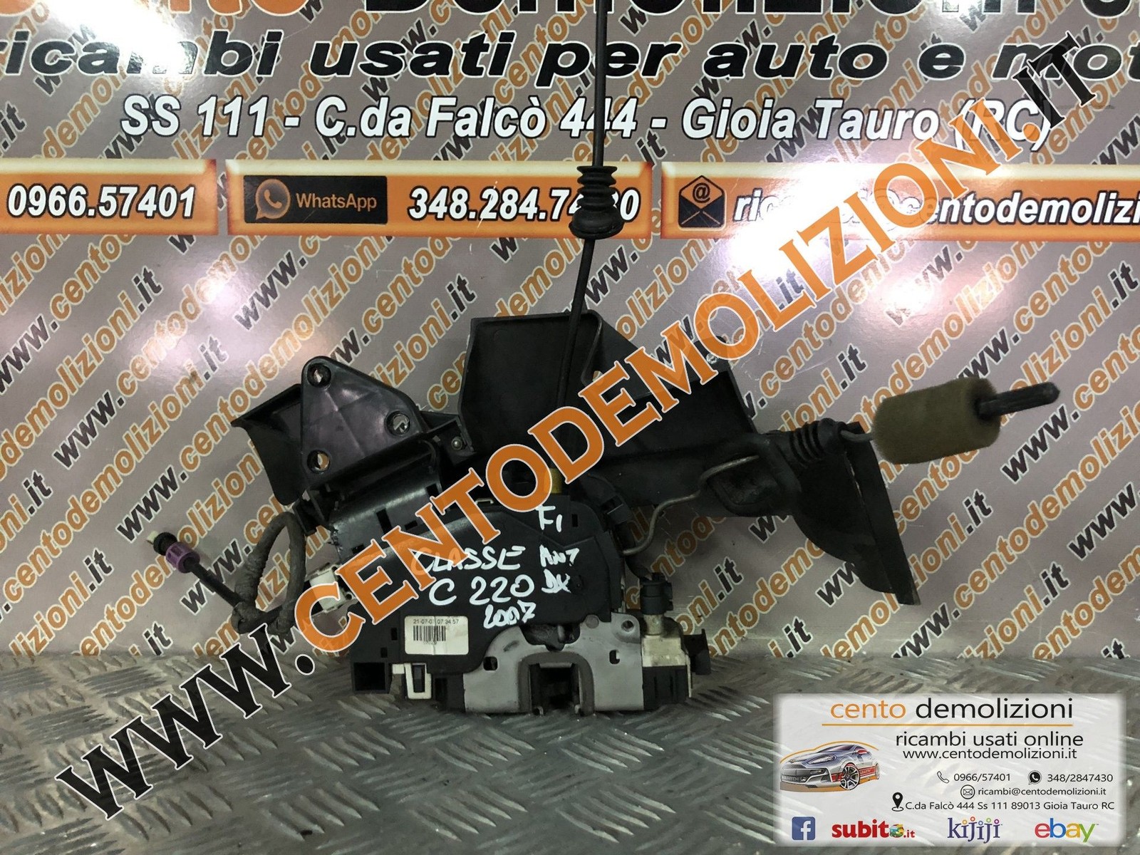 Serratura porta ant. Destro - Immagine 1 di 2