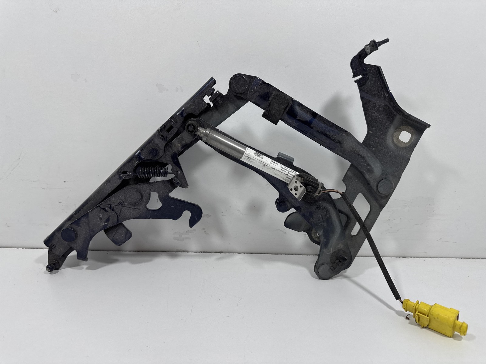 Cerniera Cofano Ant. Sinistro 80a823301d Usato