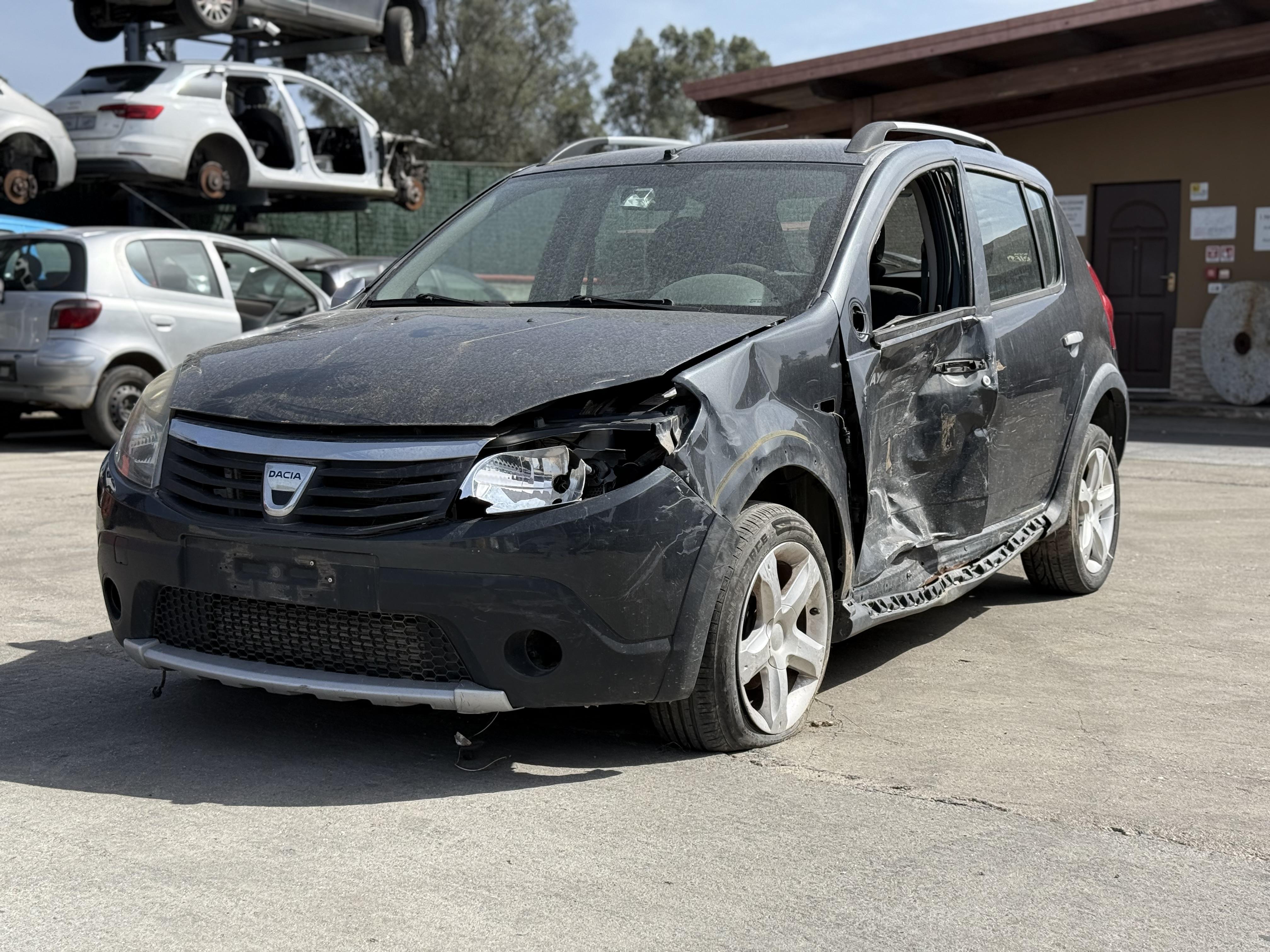 Ricambi usati auto - Immagine 1 di 8
