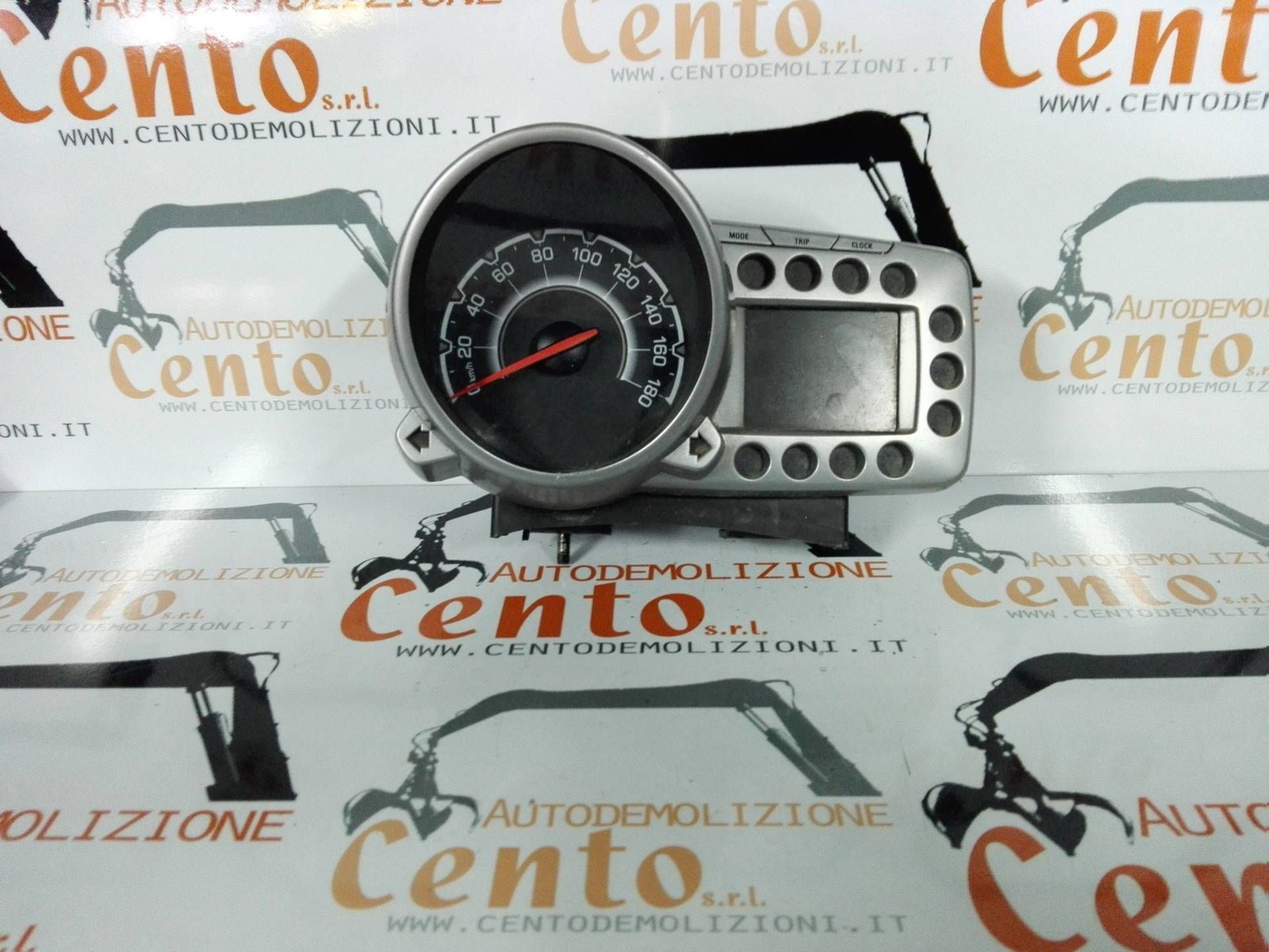 Quadro strumenti compl. - Immagine 1 di 2