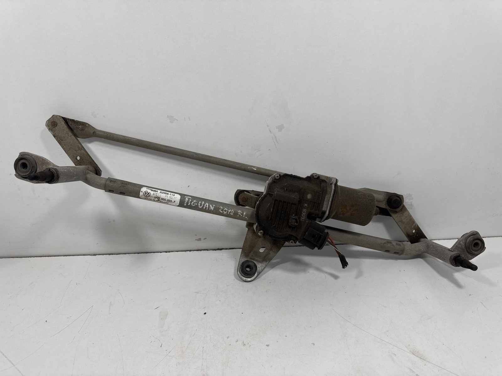 Motorino Tergiparabrezza 5NB955023A Usato