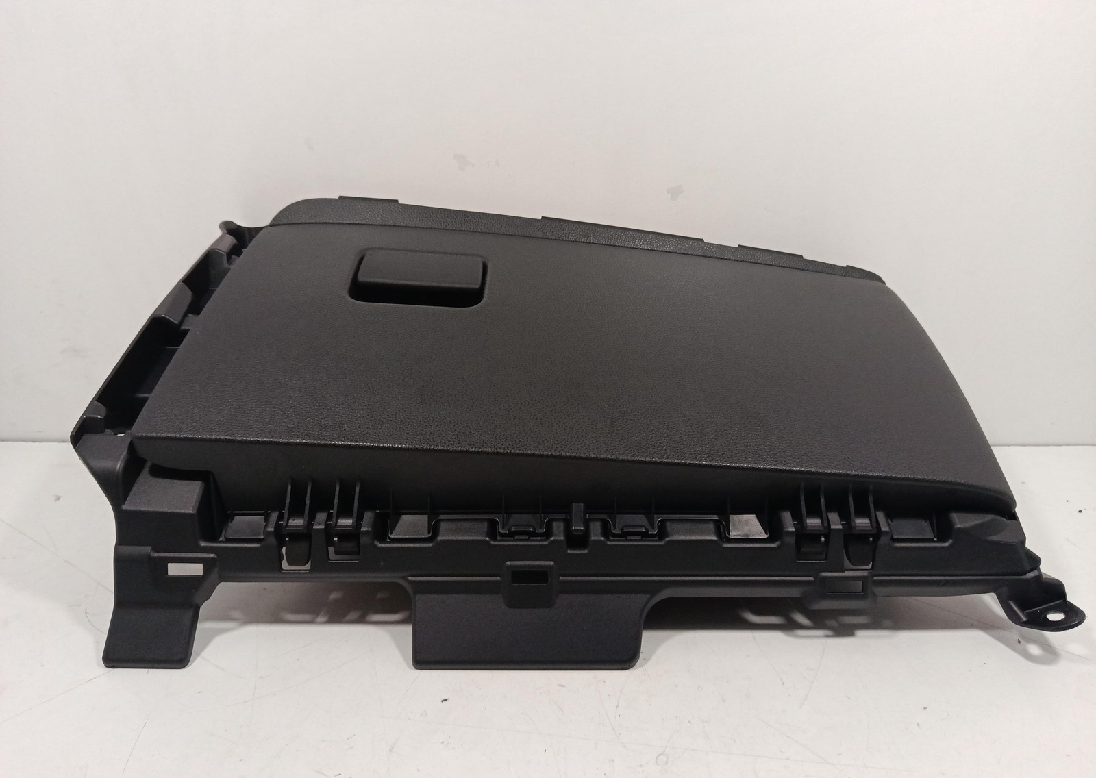 cassetto portaoggetti inf. plancia - Immagine 1 di 8