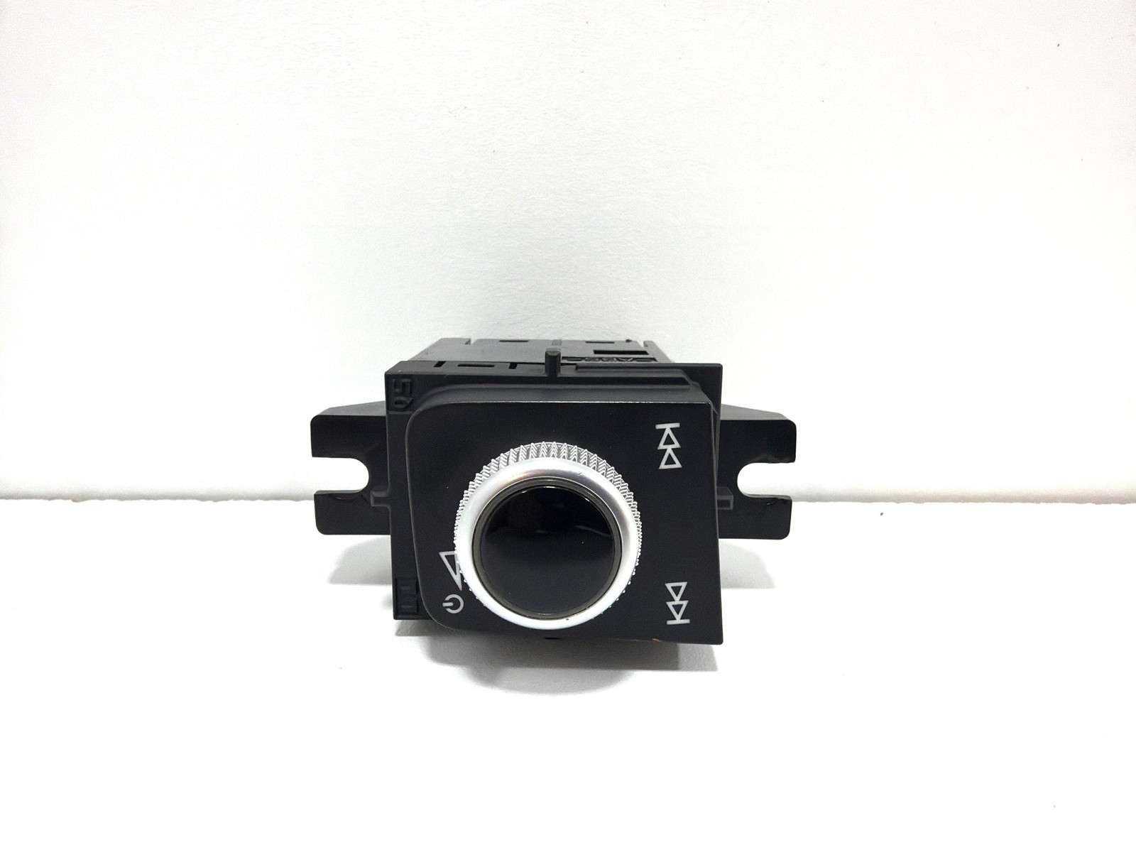 Blocco Comandi Autoradio 80B919616A Usato