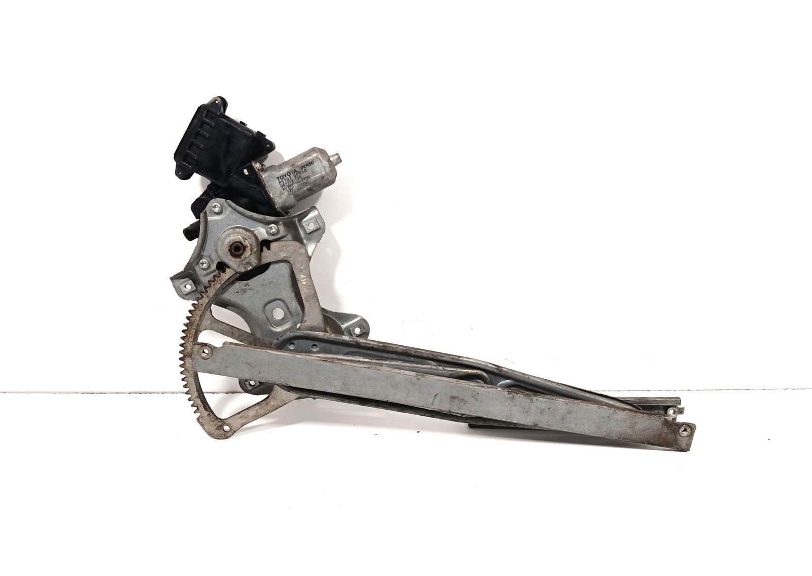 Motorino Alzacristallo Porta Ant. Sinistro 85702-0F010 Usato