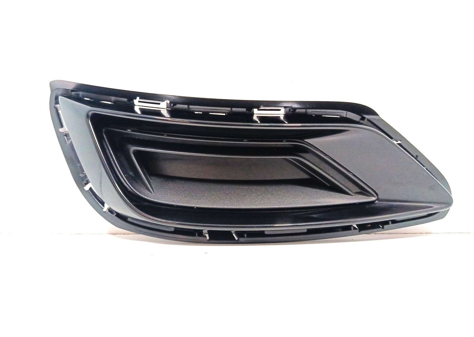 Modanatura Paraurti Post. Destro 4M8807320A Usato