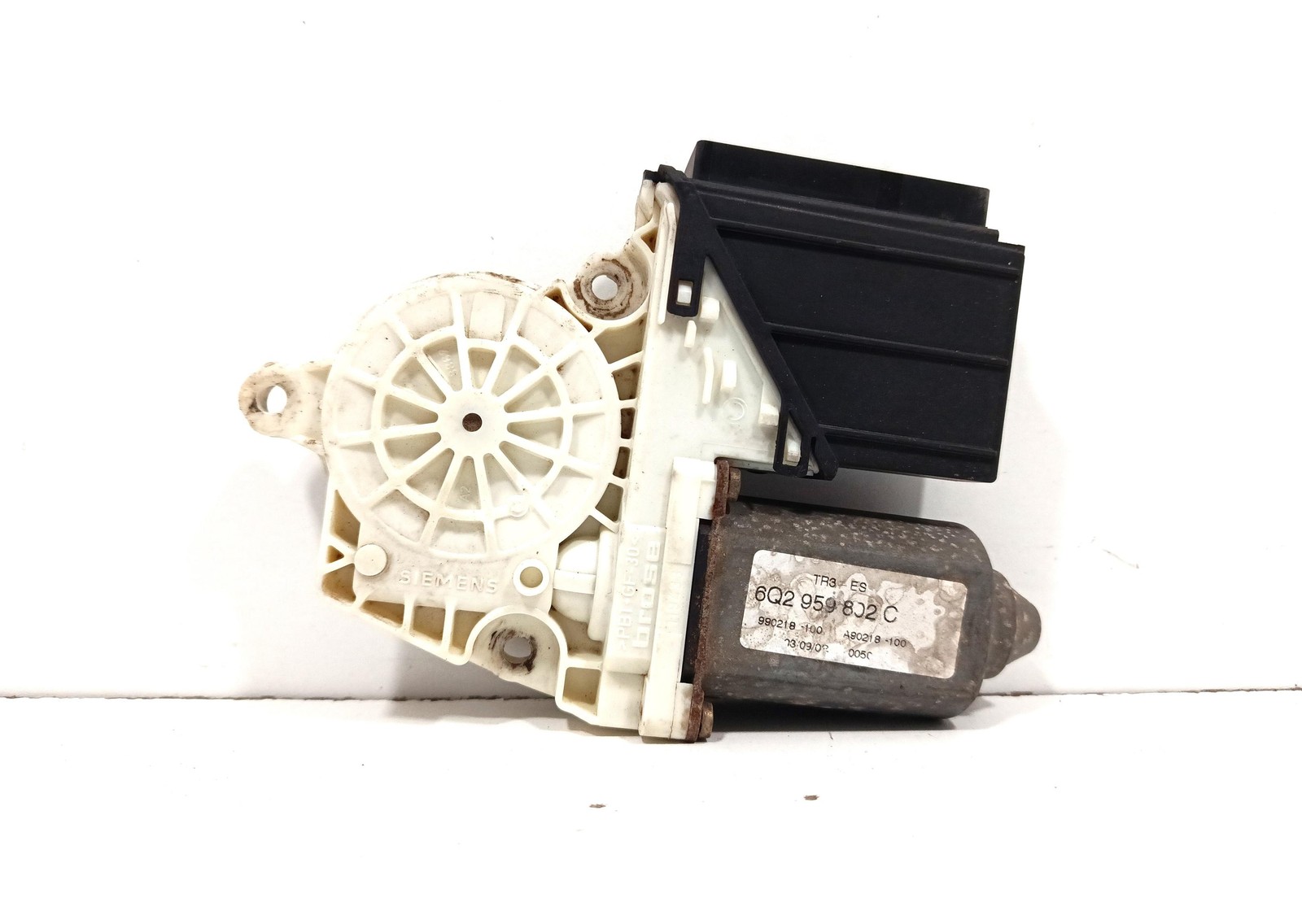 Motorino alzacristallo porta ant. Sinistro - Immagine 1 di 4