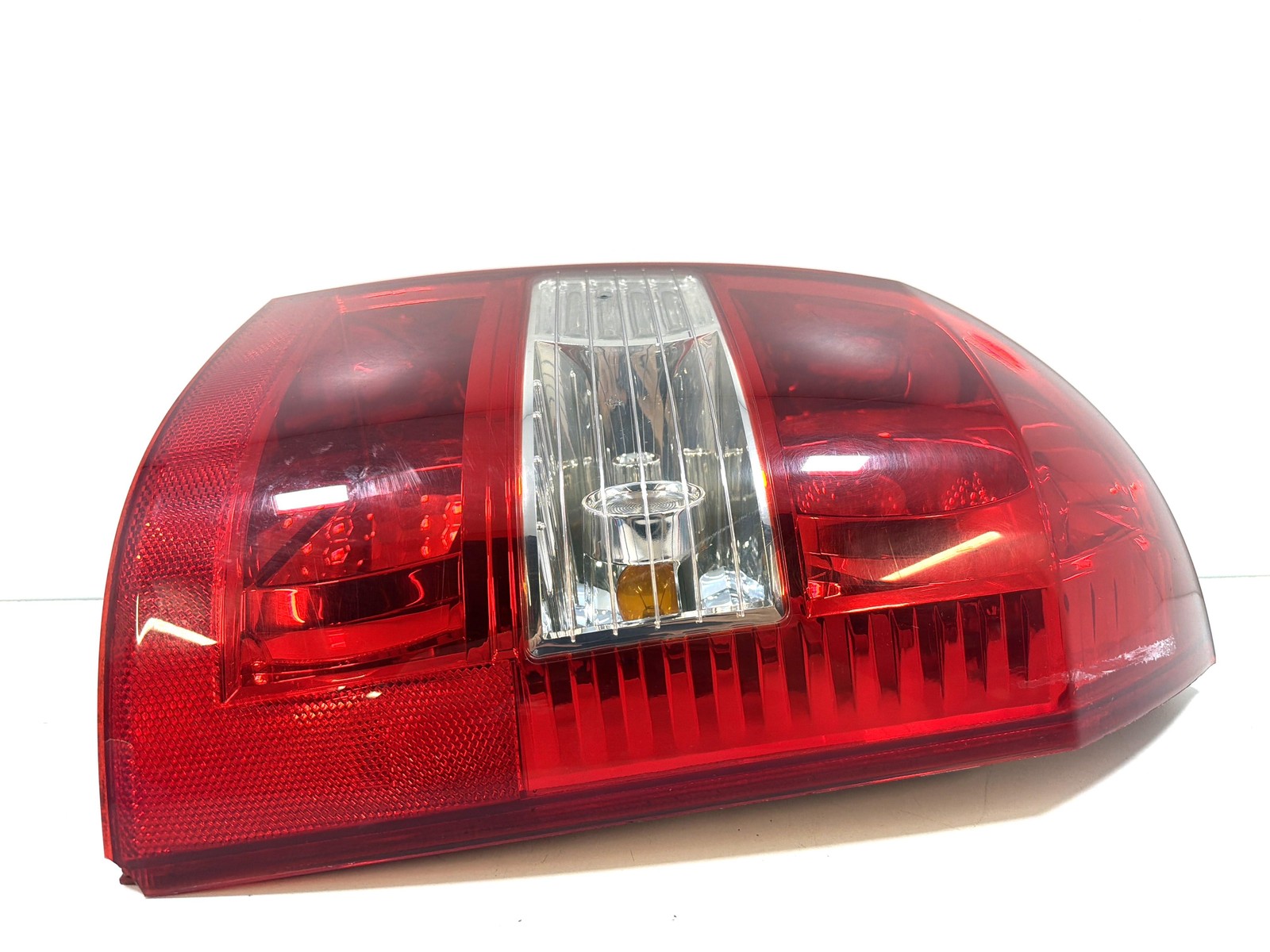Fanale Post. Destro 92402-2e0 Usato