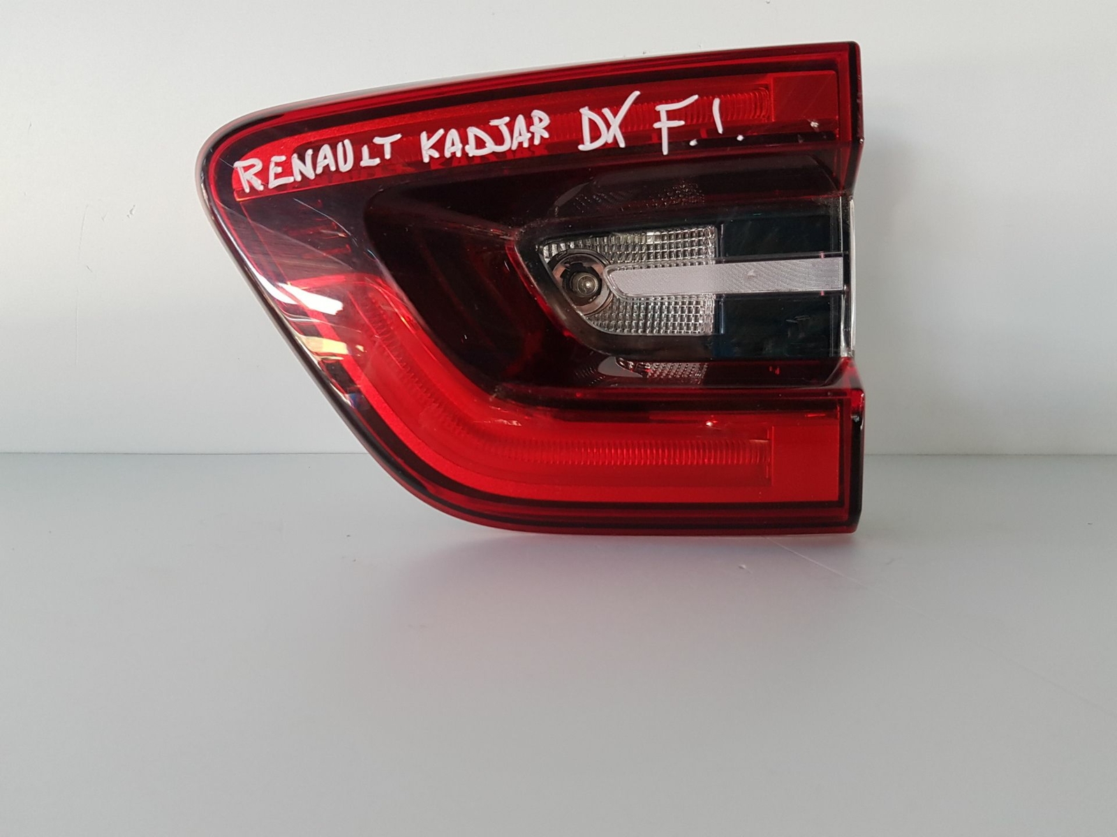 fanale stop supplementare destro - Immagine 1 di 2
