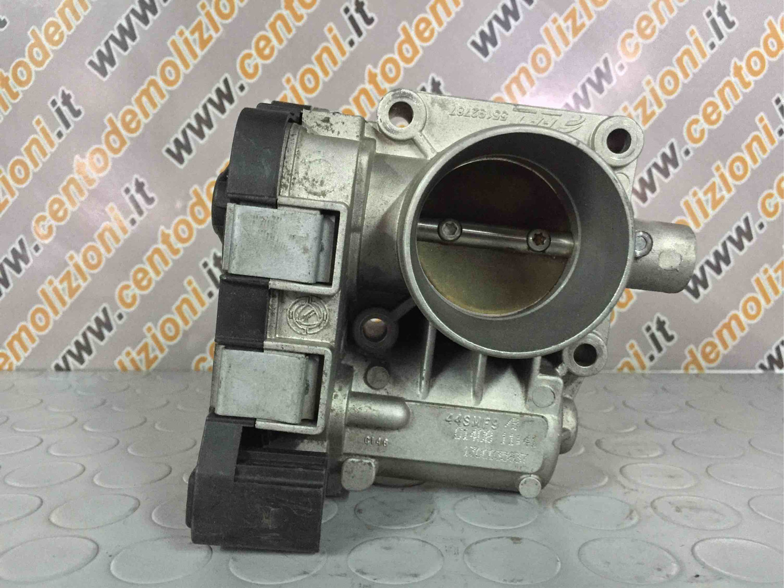 Corpo Farfallato 55192787 Usato