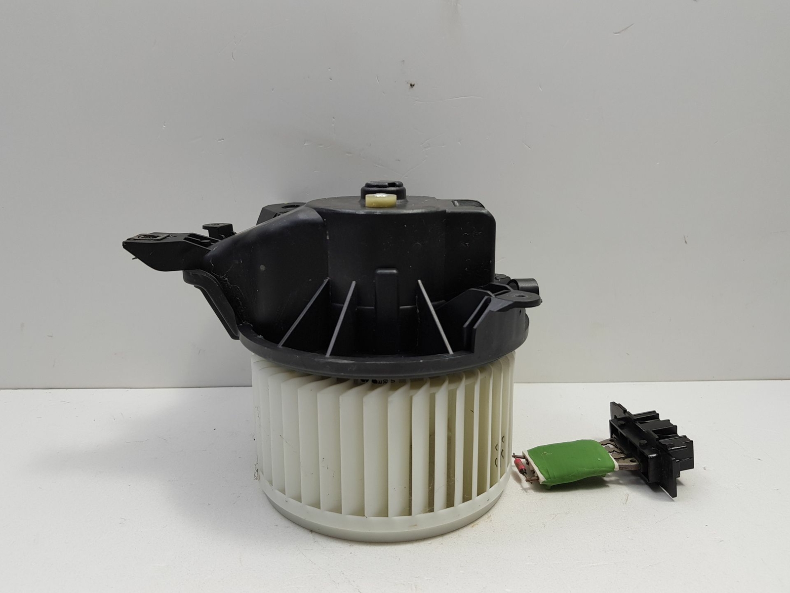 Motorino ventilazione abitacolo - Immagine 1 di 2