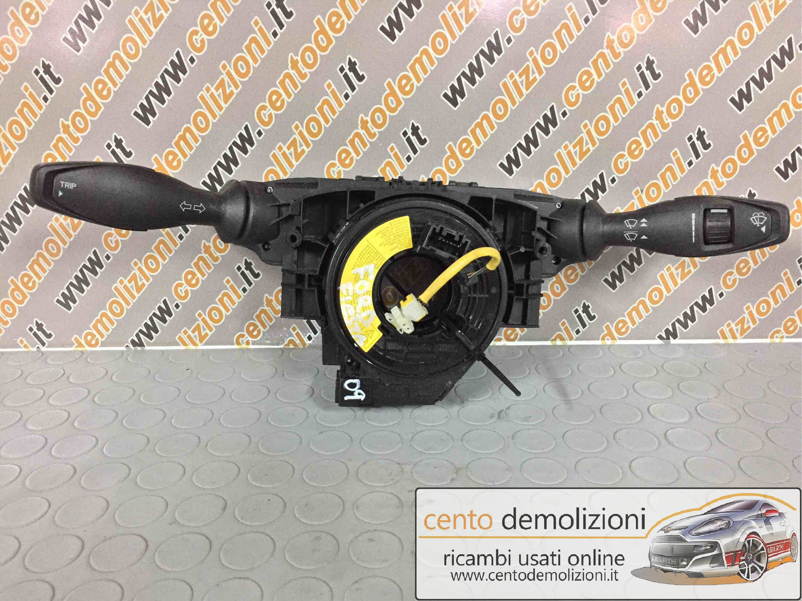 Devioguidasgancio 8A6T-13N064-BD Usato