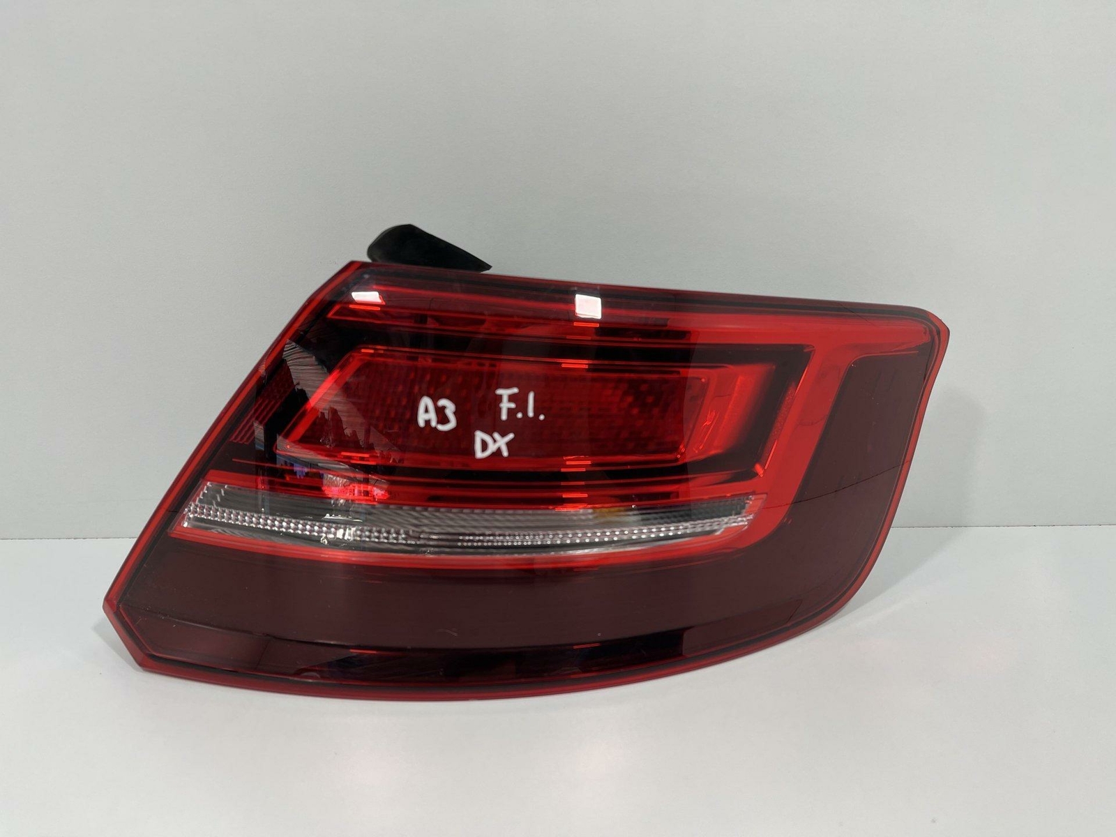 Fanale Post. Destro 8V4945070 Usato