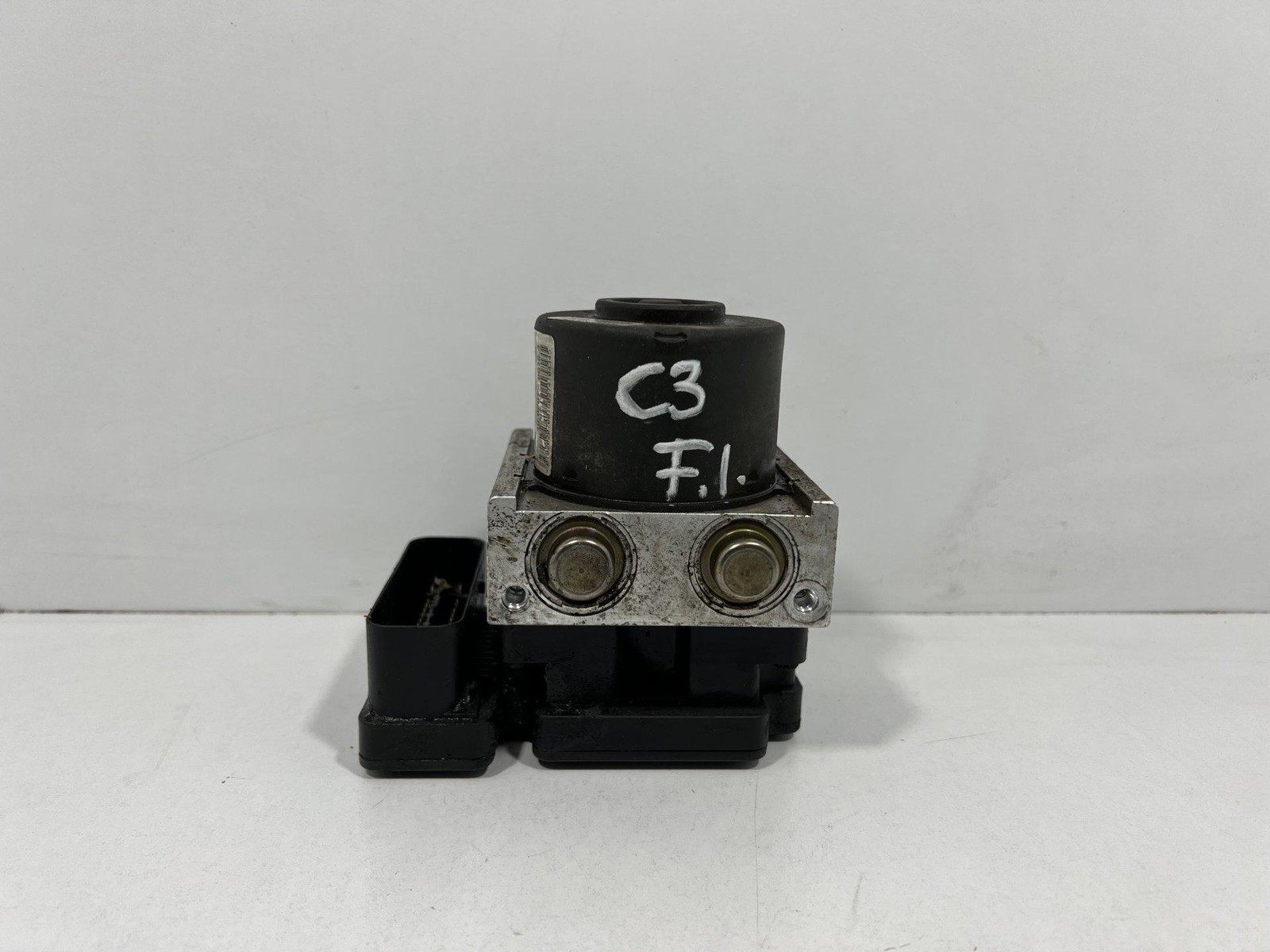 Pompa Abs 8652182680 Usato