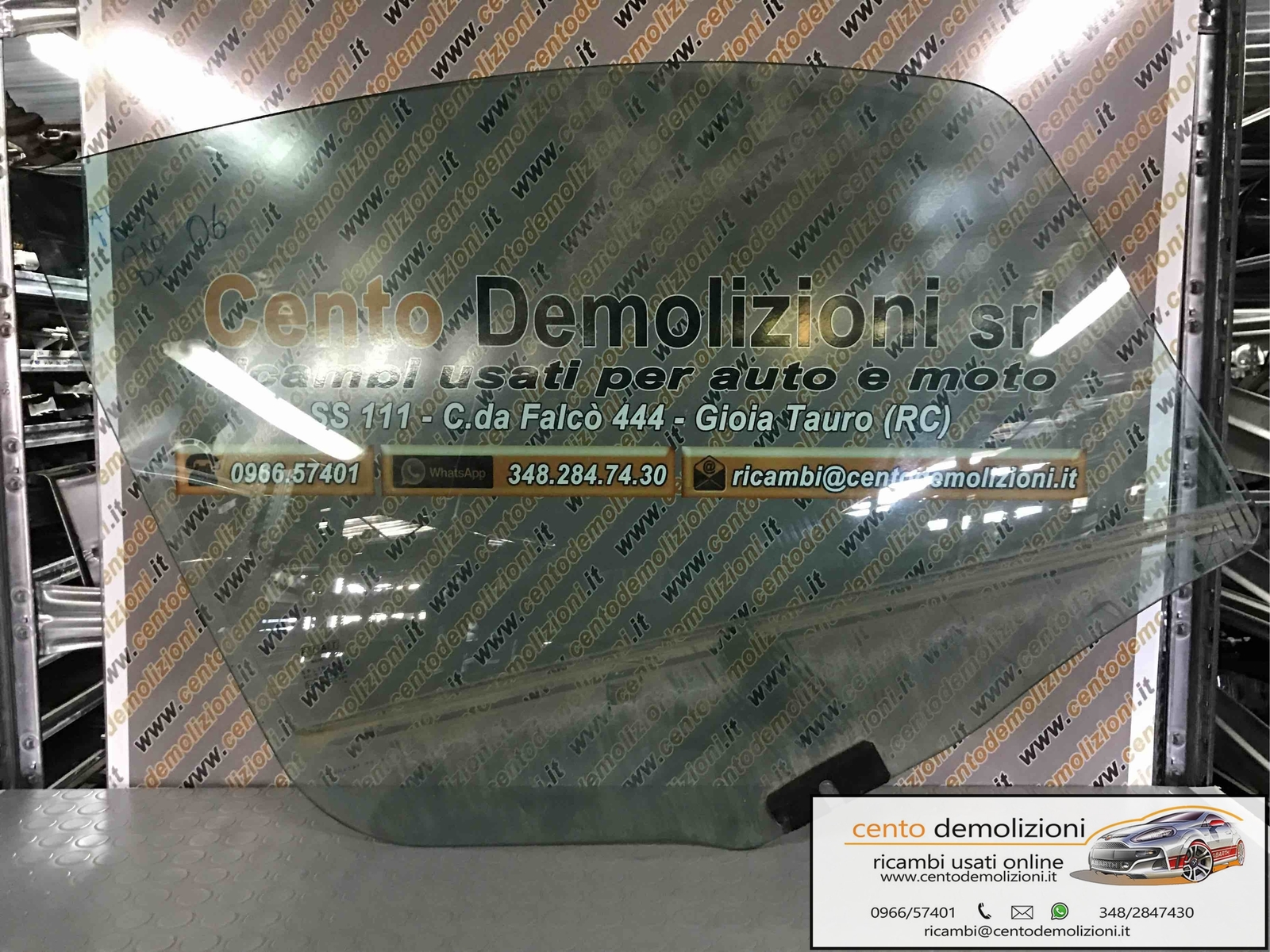 Scendente atermico porta ant. Destro - Immagine 1 di 1