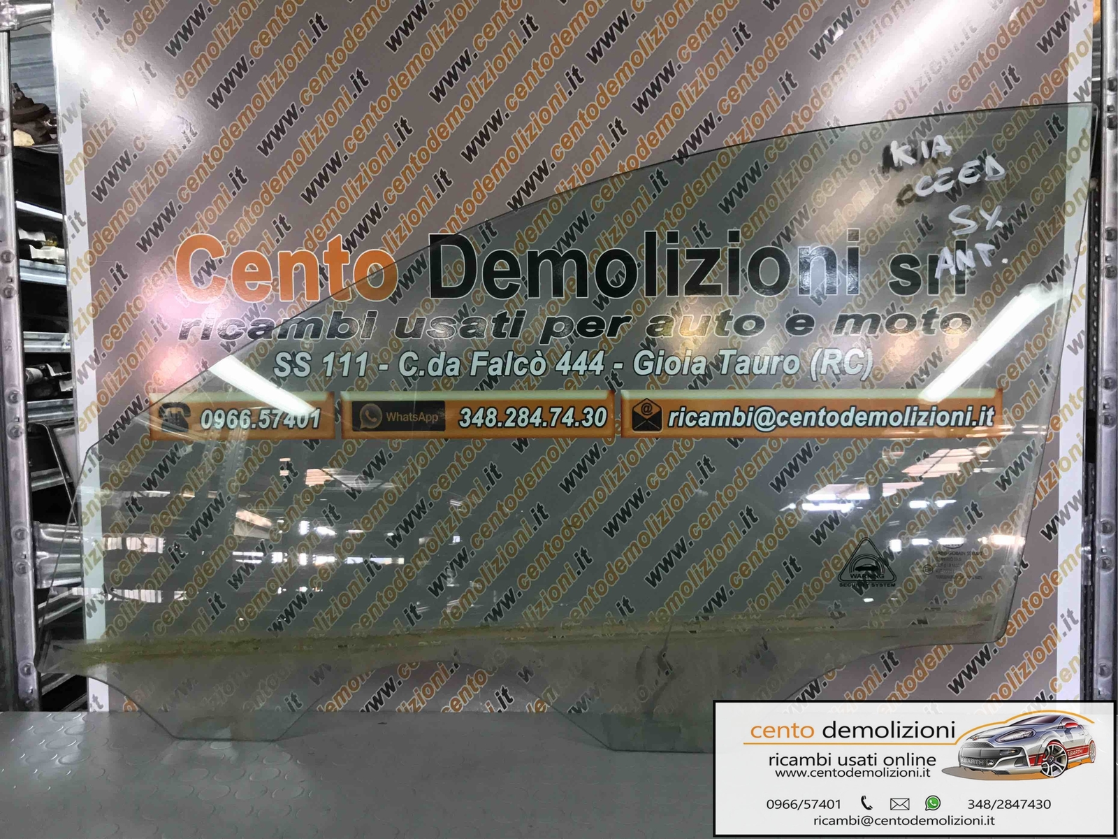 Scendente atermico porta ant. Sinistro - Immagine 1 di 1