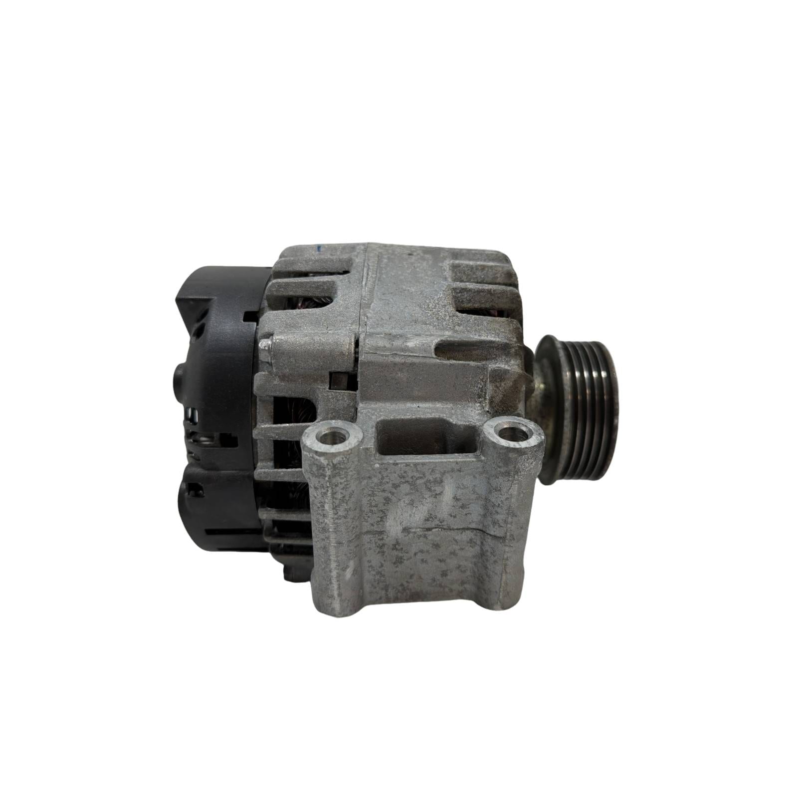 Alternatore (Valeo) 07K903023J 07K 903 023 J Usato