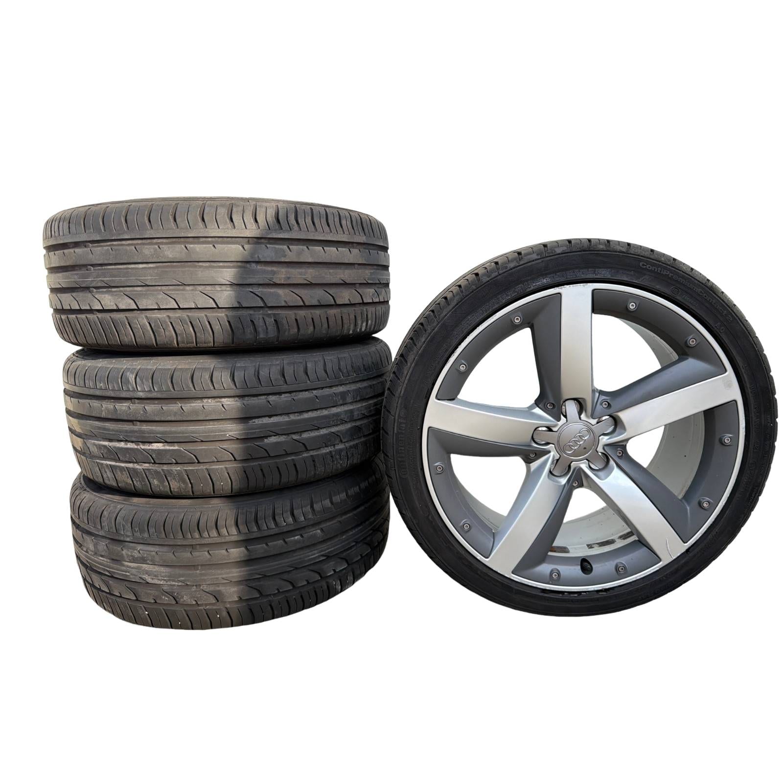 4 Cerchi In Lega (Continental Audi) 8X0601025AK 8X0601025BA Usato