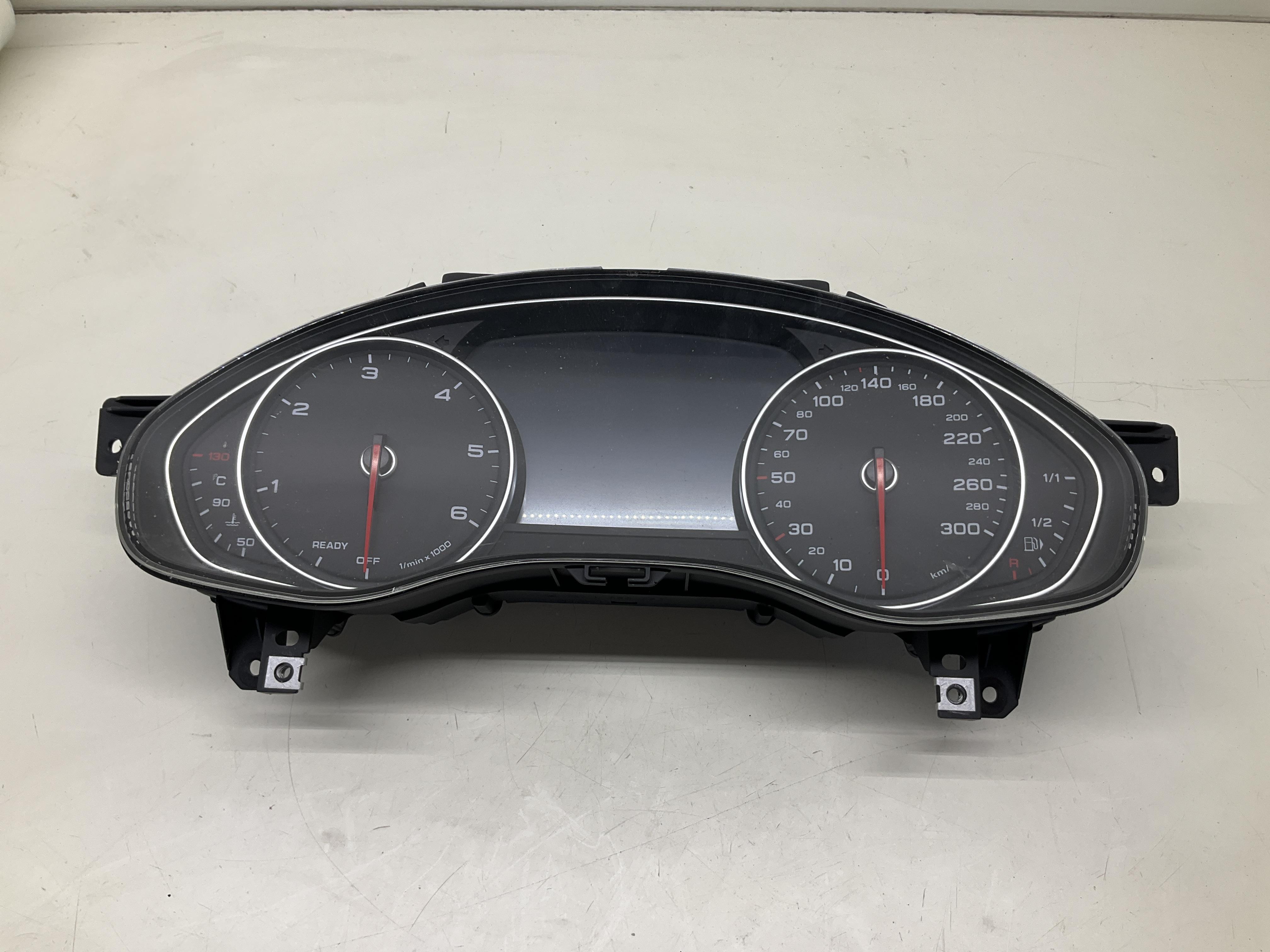 Quadro strumenti compl. - Immagine 1 di 5